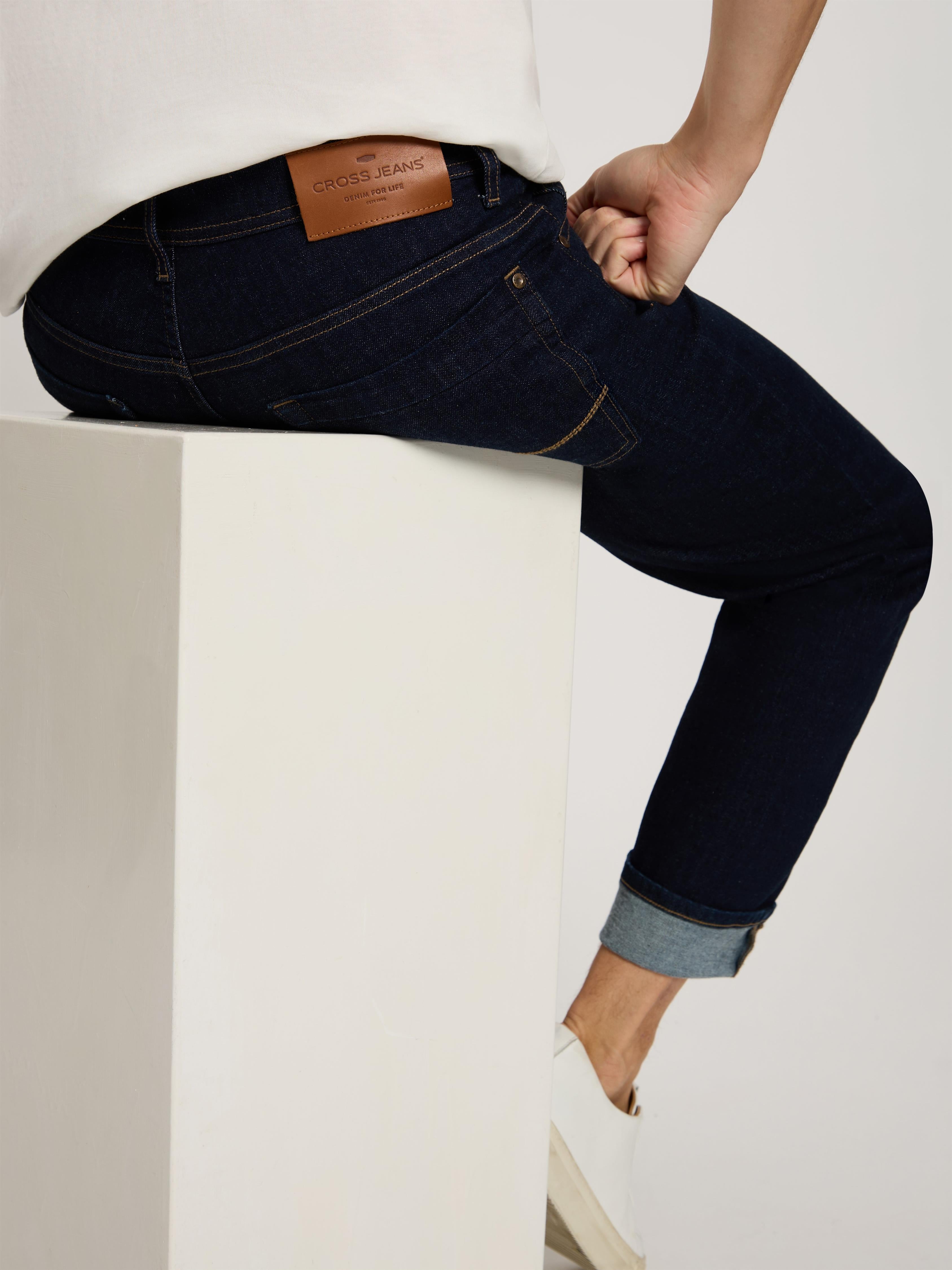 CROSS JEANS Antonio Five Pocket - Midnight Ink Blue - E161-517 von Cross Jeans