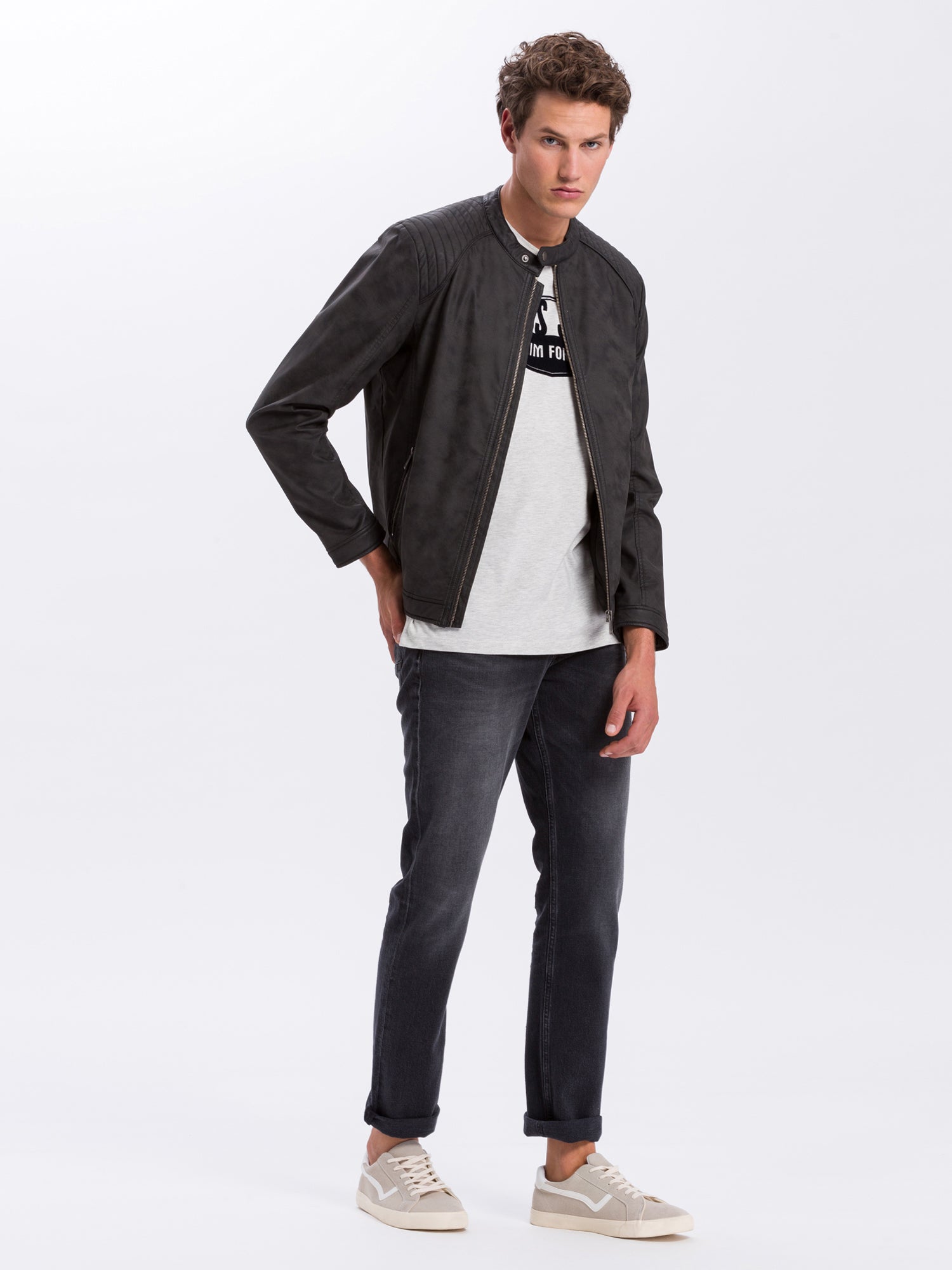 CROSS JEANS DYLAN Jeans - Iron Night Grey - E195-109 von Cross Jeans