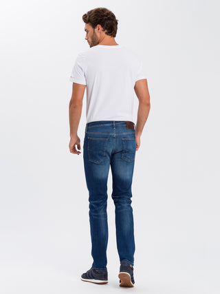 CROSS JEANS DAMIEN Jeans - Coastal Indigo Wash - E198-017