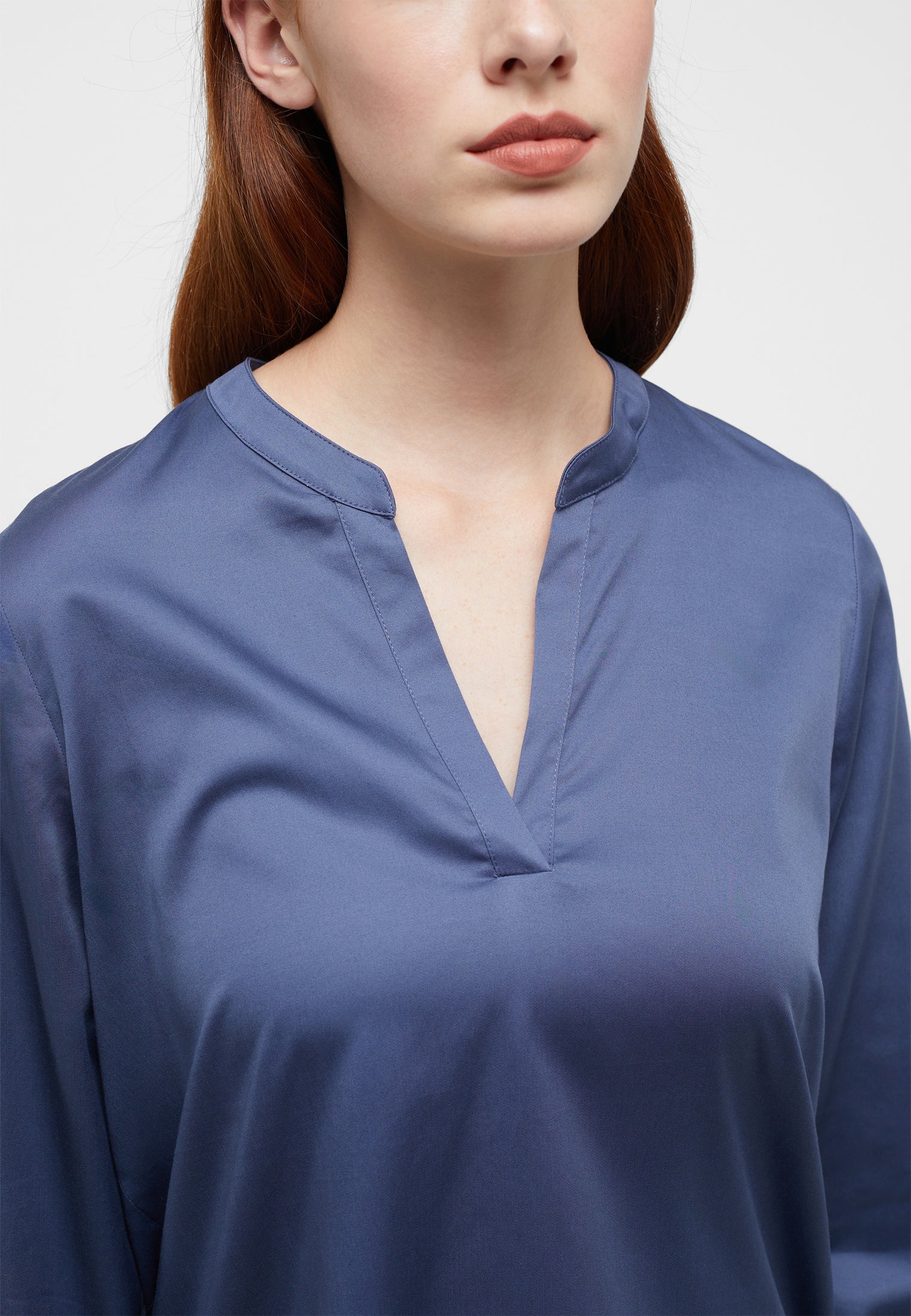 ETERNA LOOSE FIT Bluse - Ocean Sky Blue - 5585-17-D246 von Eterna