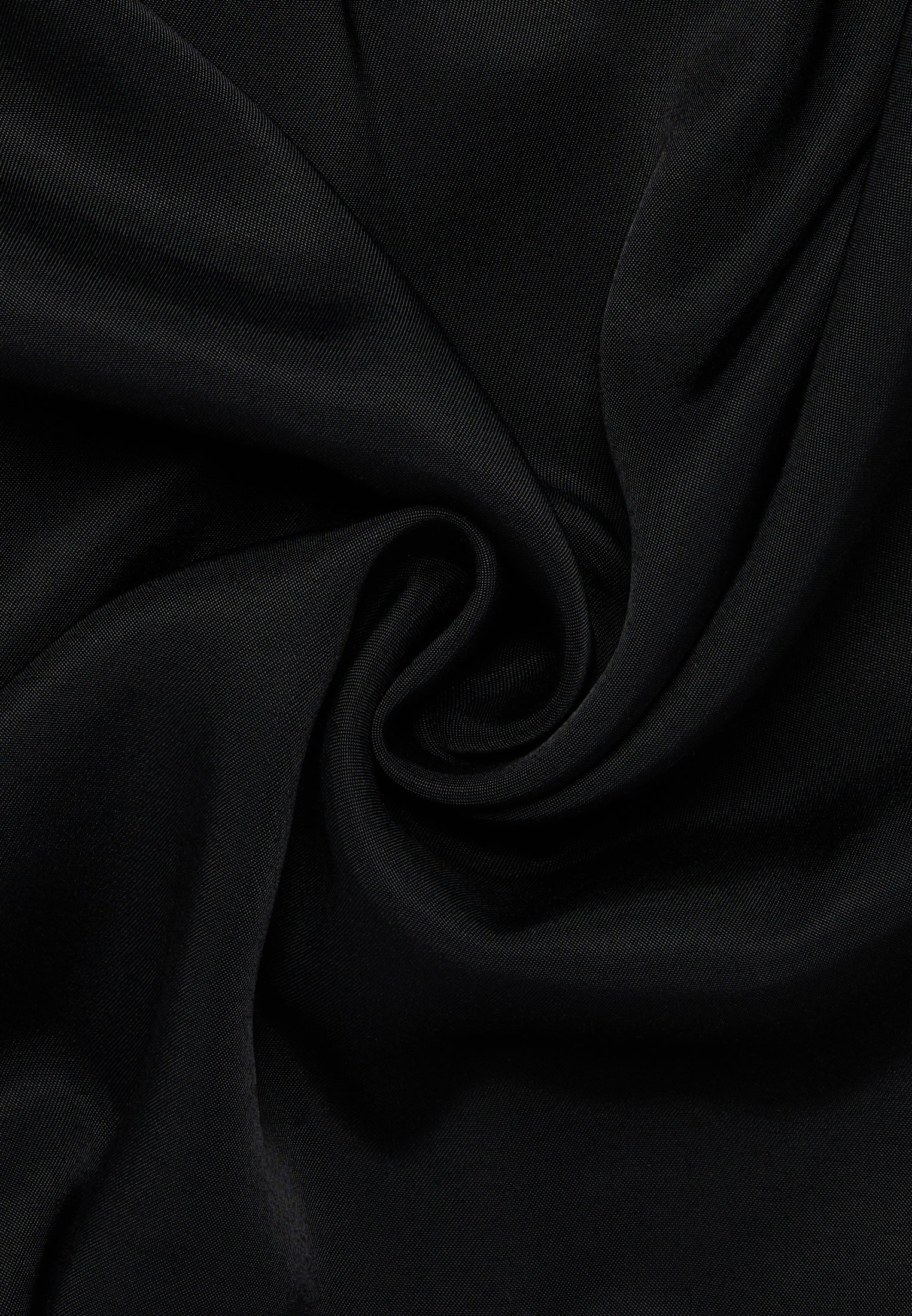 ETERNA V-Ausschnitt Bluse - Midnight Satin Black - 5270-39-R307