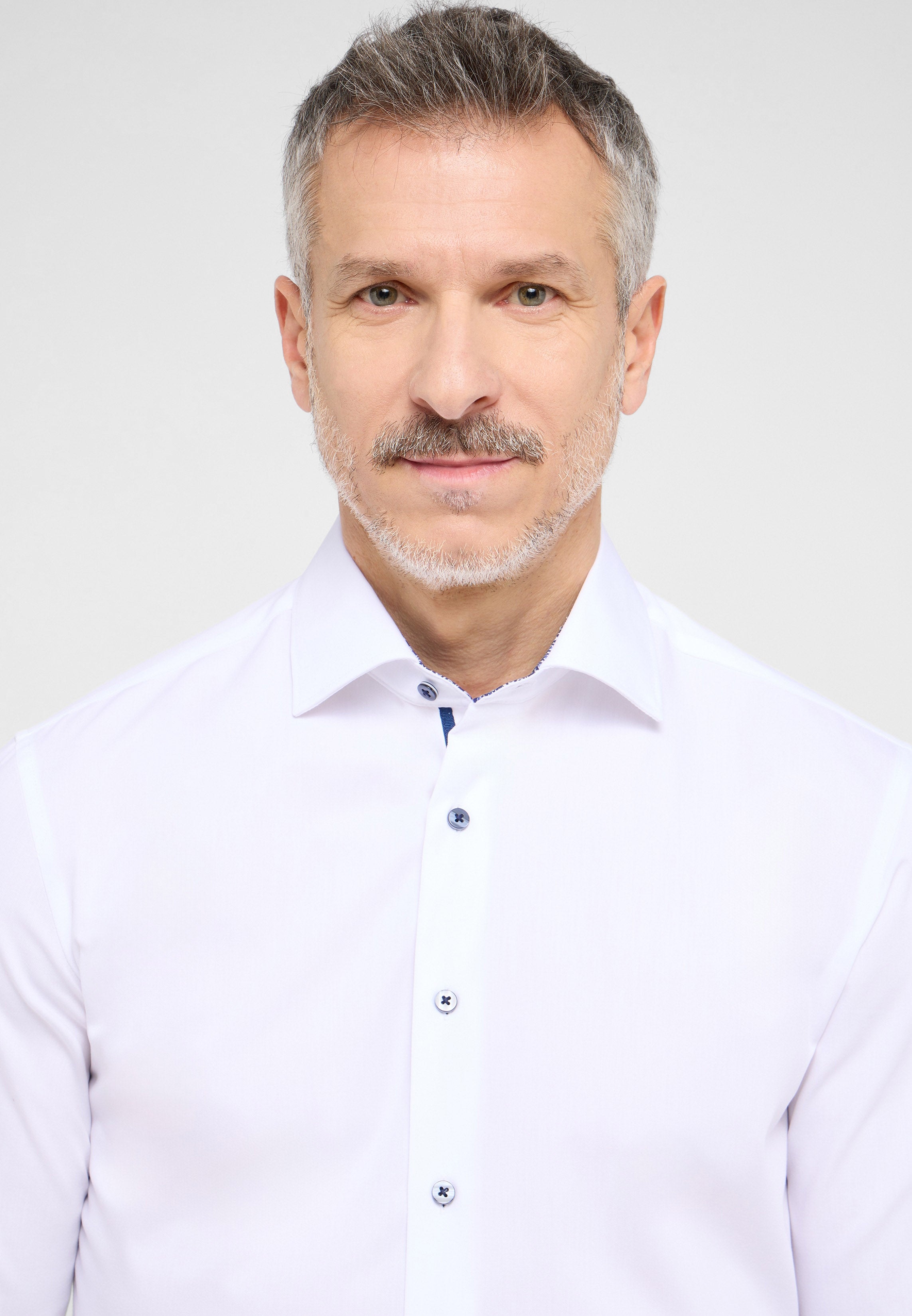 ETERNA SLIM FIT Performance Shirt - Moonlit White - 4194-00-F140 von Eterna