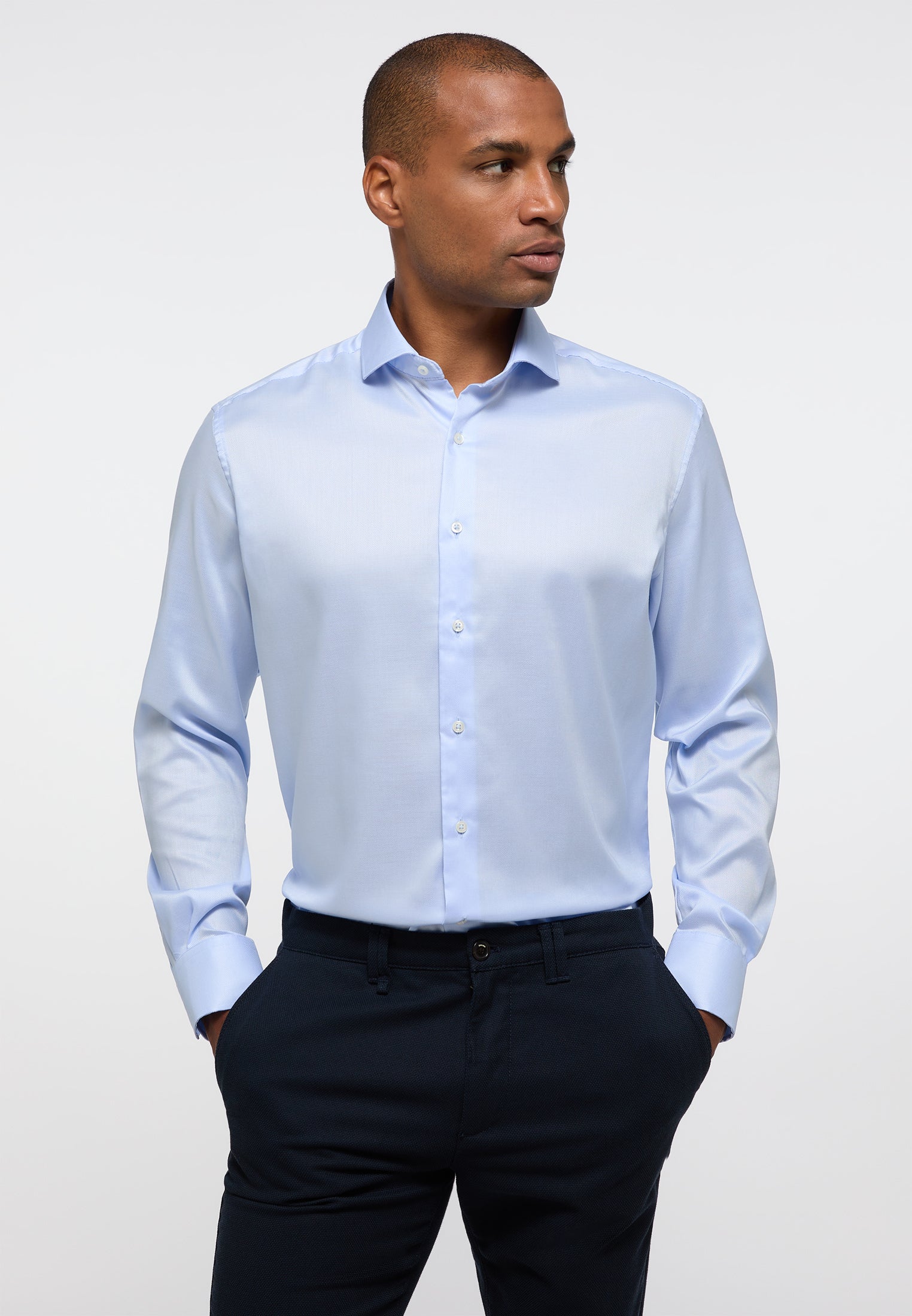 ETERNA MODERN FIT Performance Shirt - Sky Natte Blue - 4084-12-X17V von Eterna