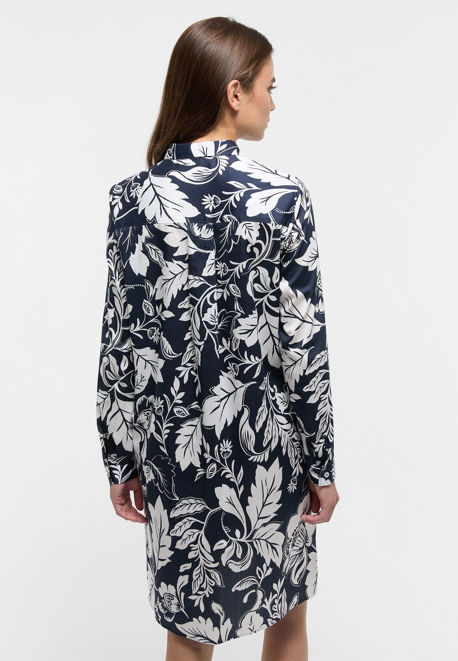 ETERNA LOOSE FIT Hemdblusenkleid - Midnight Floral Drift - 7609-19-D939 von Eterna