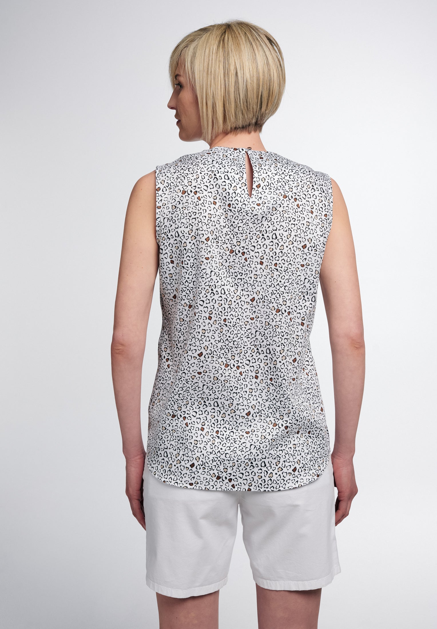 ETERNA CLASSIC FIT Ohne Arm Bluse - Snow Leopard Ivory - 7472-01-A673 von Eterna
