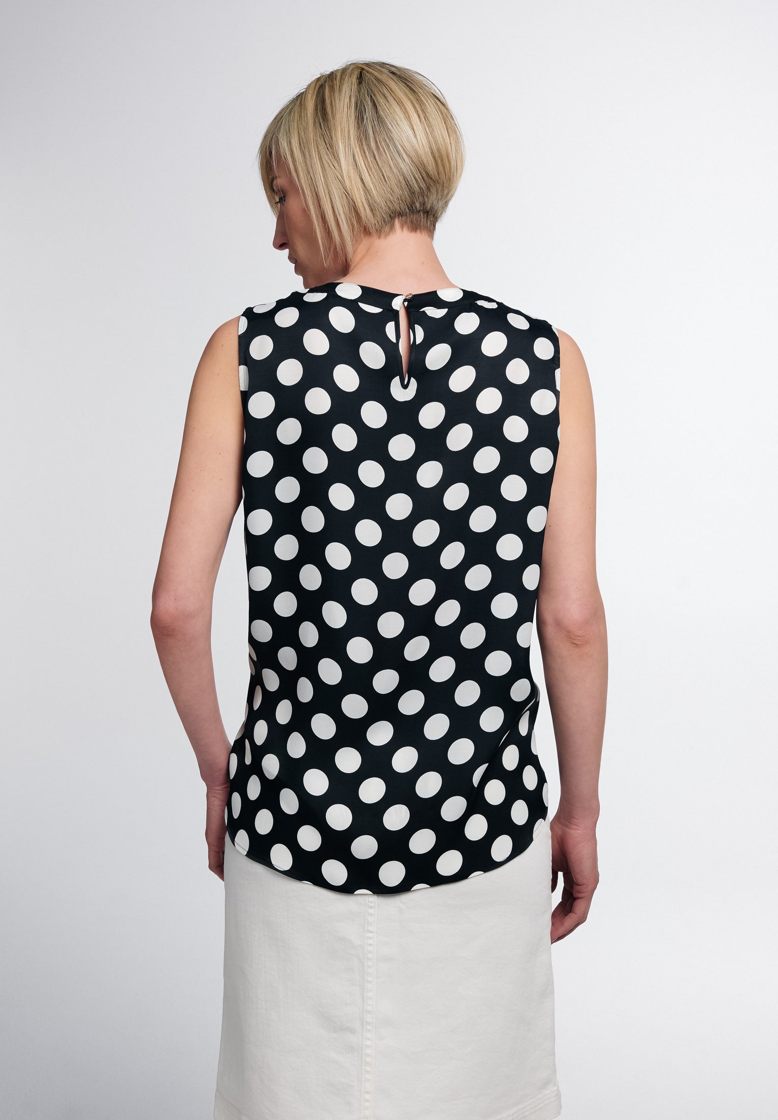 ETERNA CLASSIC FIT ohne Arm Bluse - Polka Noir Ivory - 7189-39-A737 von Eterna