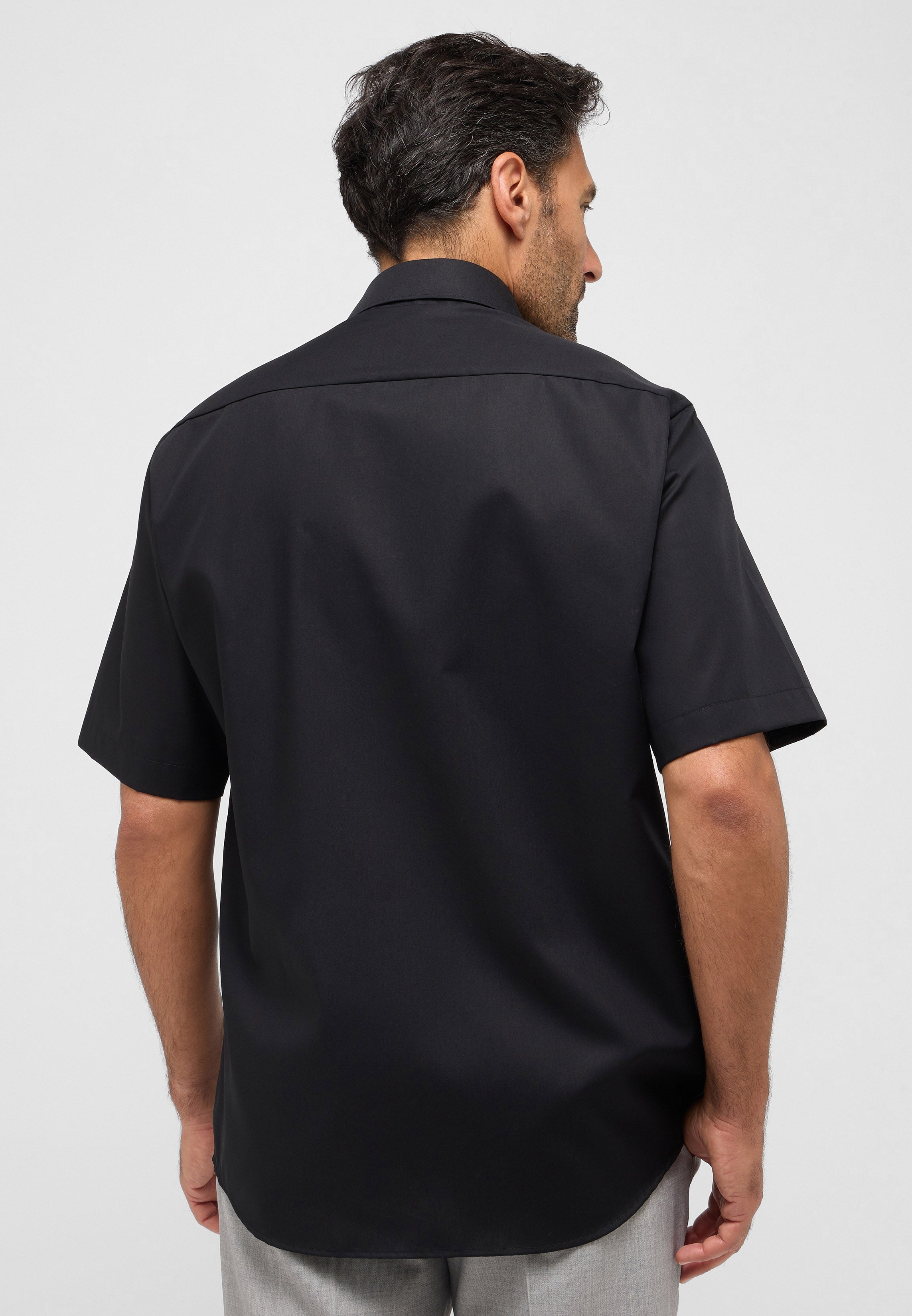 ETERNA COMFORT FIT Kurzarm Hemd - Midnight Popeline - 1100-39-K19K von Eterna
