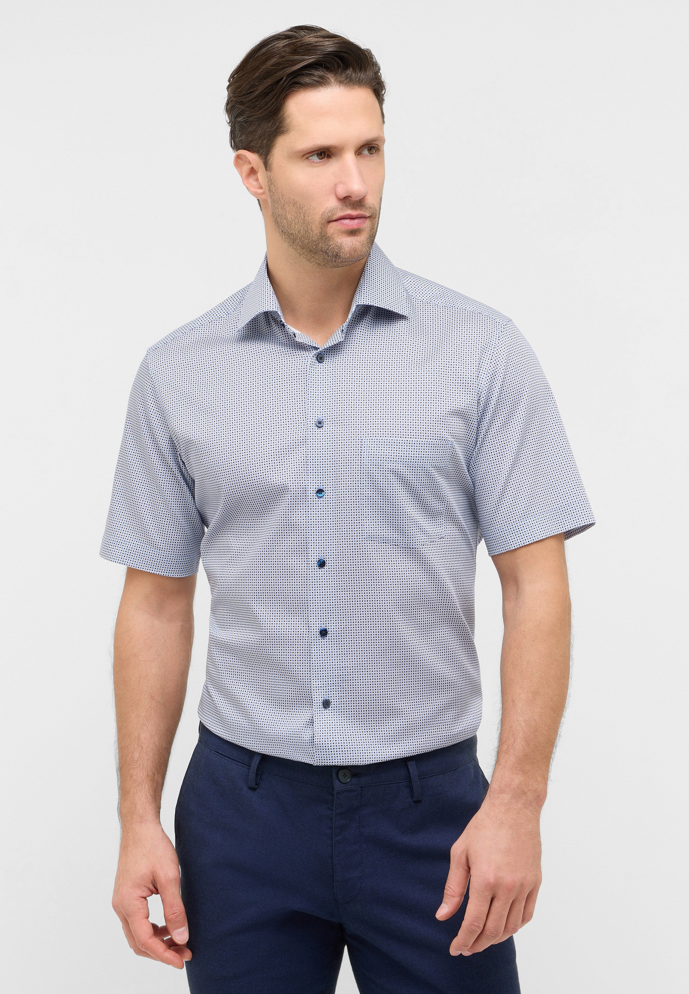 ETERNA MODERN FIT Kurzarm Hemd mittelblau twill 1289-12-C19K - Dynamic Cotton von Eterna