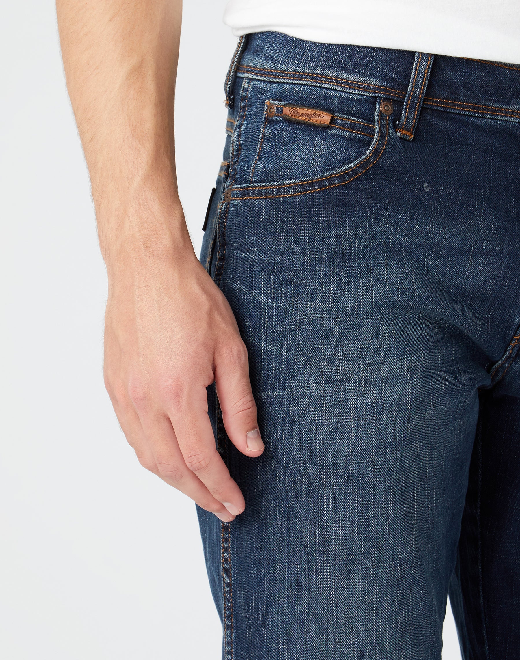WRANGLER TEXAS Five Pocket - Vintage Indigo Stone - W12183947 von Wrangler