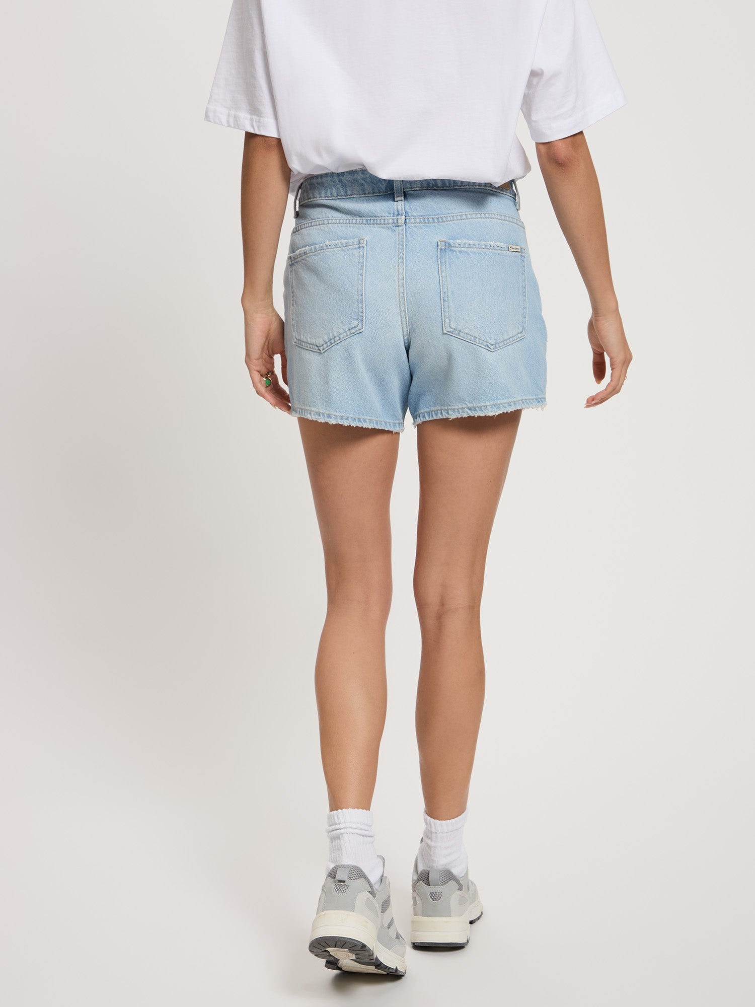 CROSS JEANS Shorts - Seafoam Lightwash - F419-006 von Cross Jeans