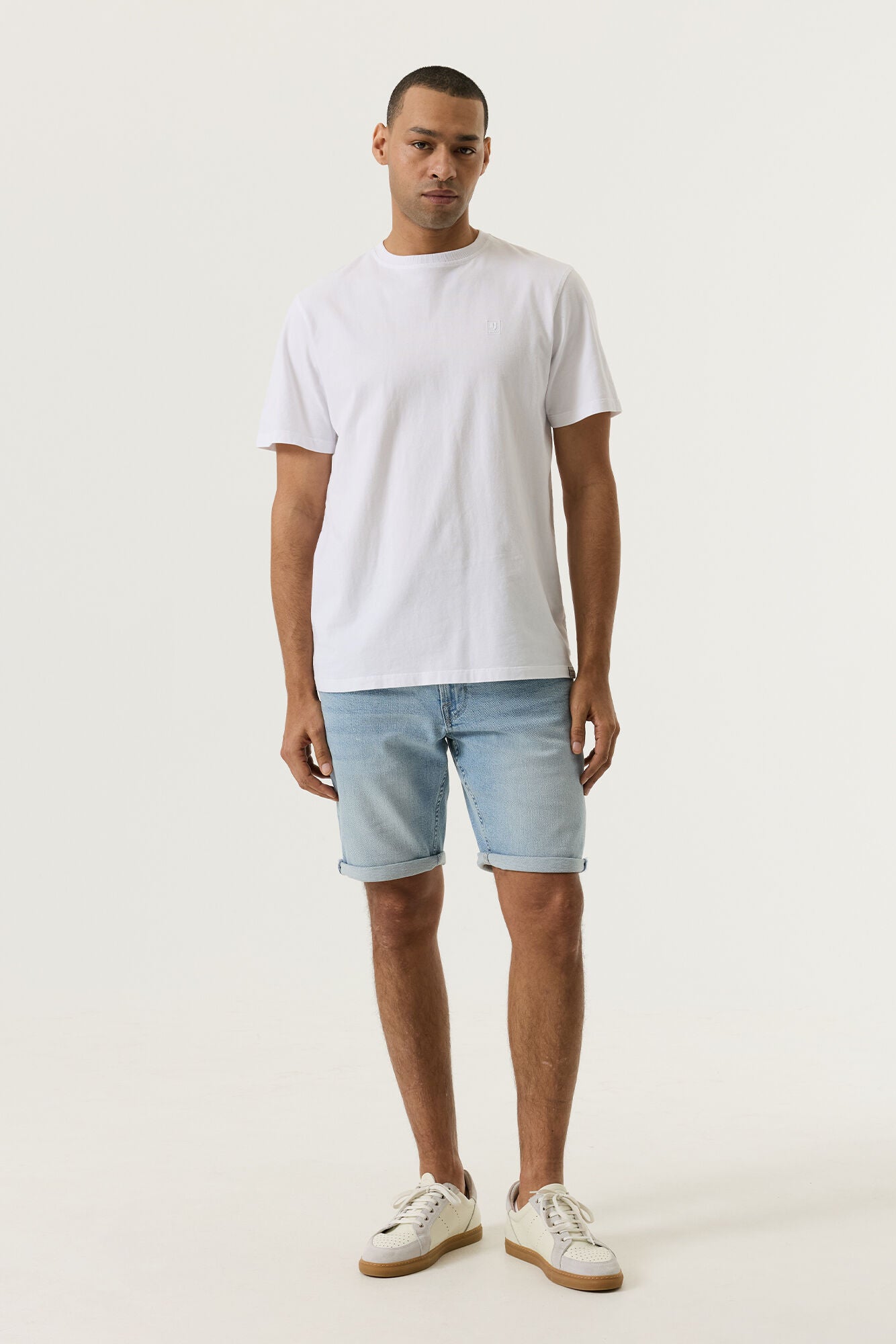 GARCIA RUSSO SHORT light used bleach blue 615.4080 von Garcia Jeans