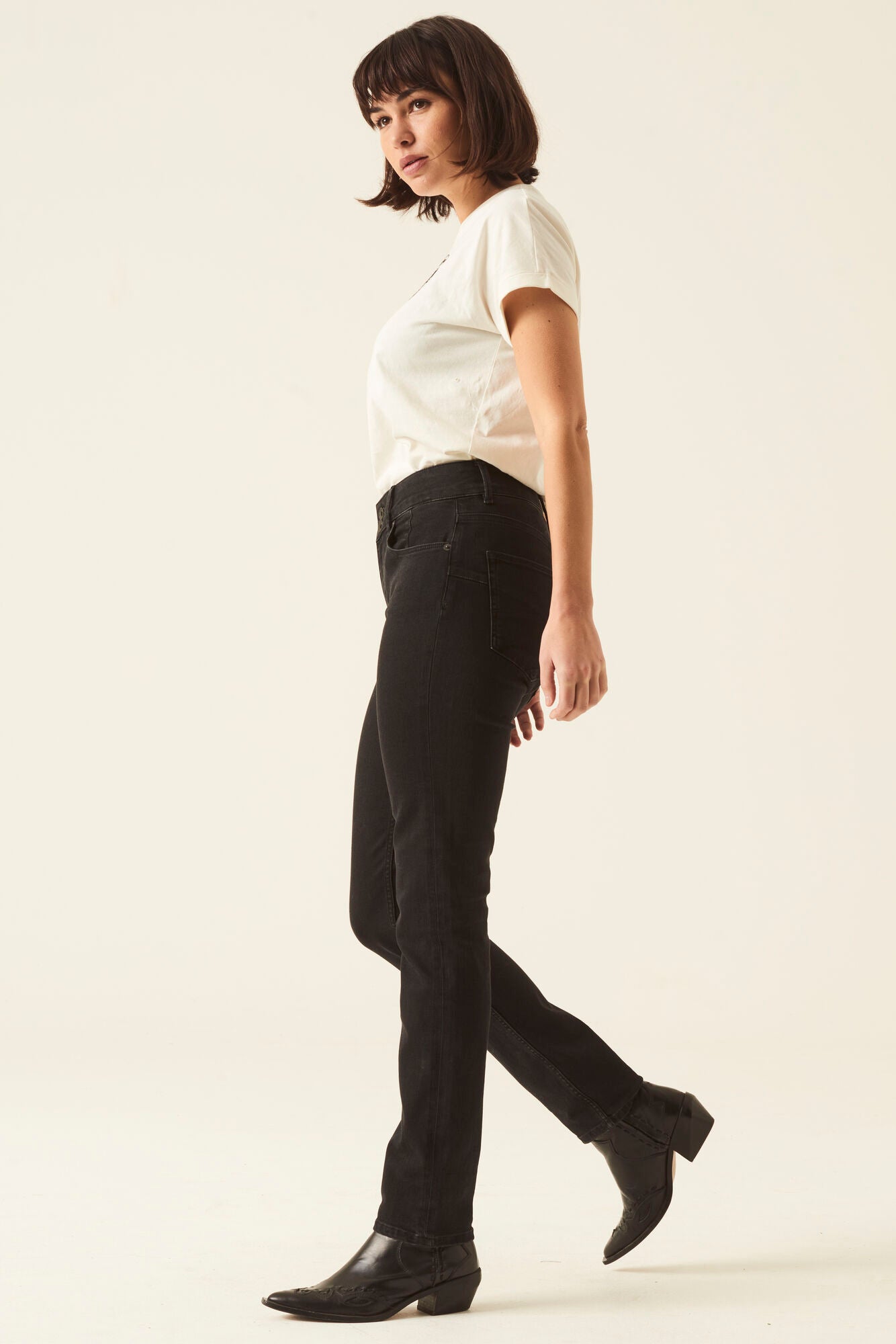 GARCIA JEANS Caro - Curve Black Denim - 285.5544 von Garcia Jeans
