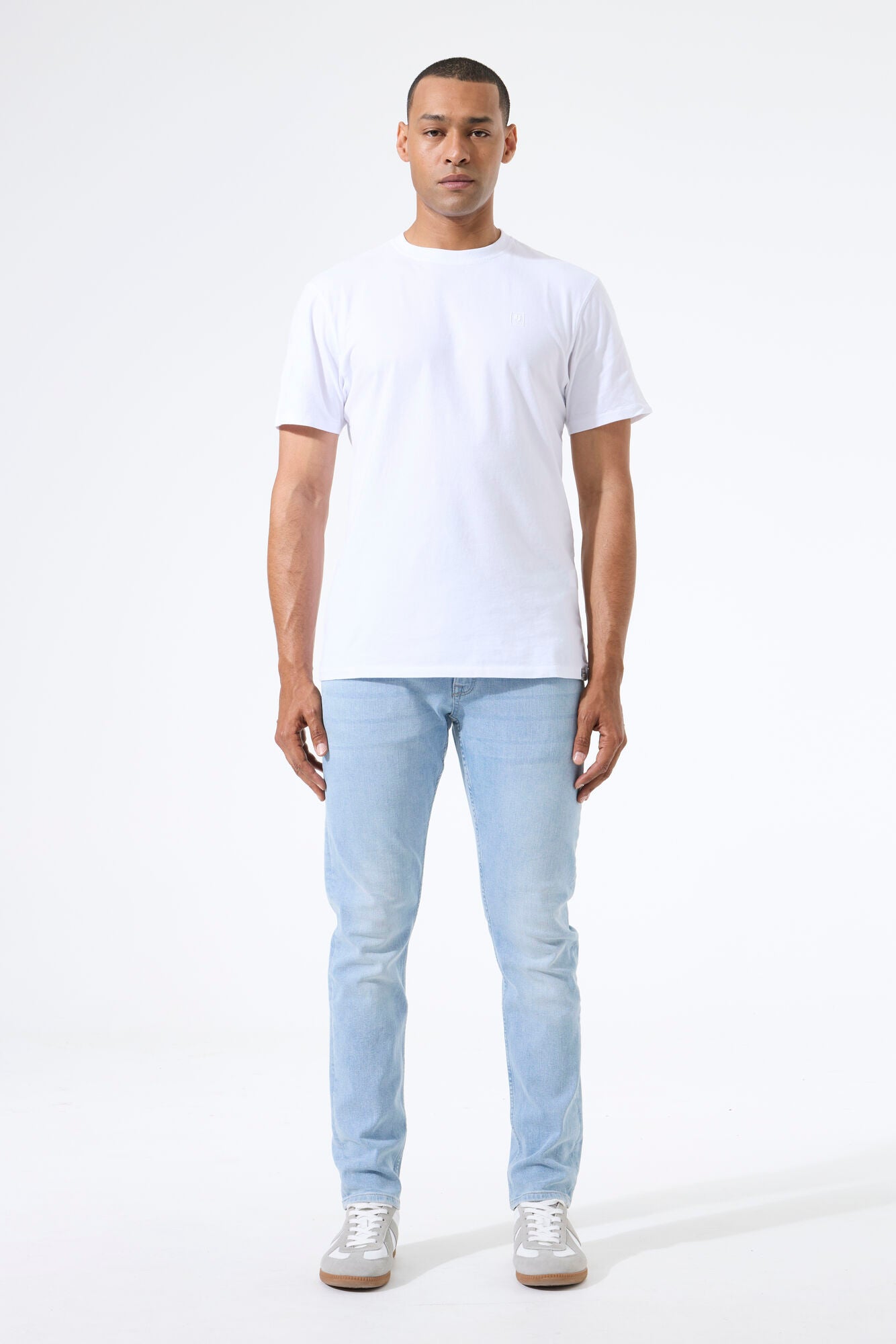 GARCIA RUSSO light used bleached blue 611.7175 von Garcia Jeans