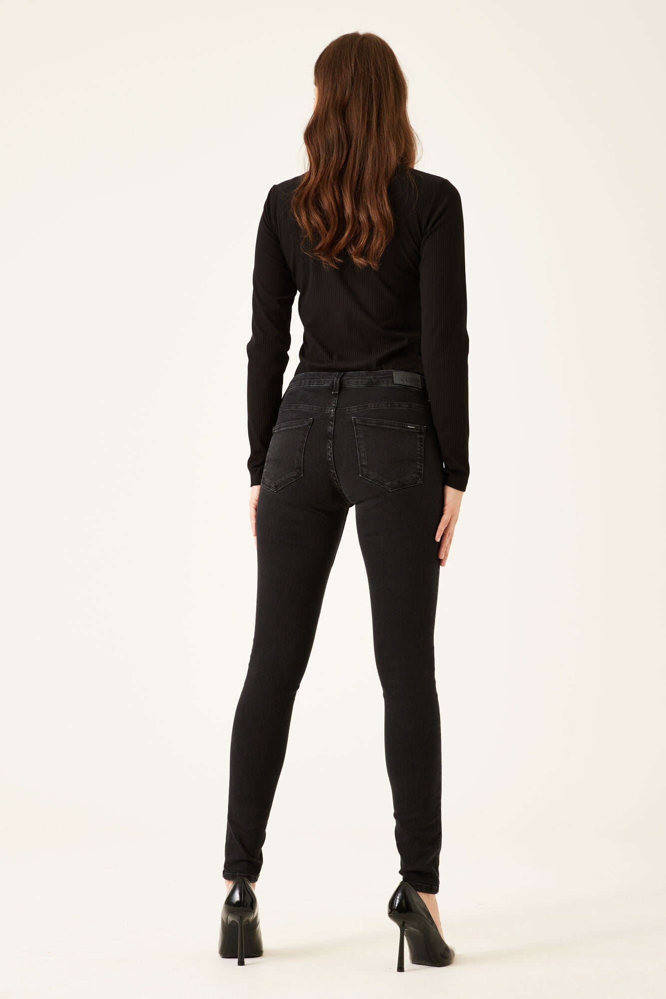 GARCIA JEANS Rachelle Jeans - Coal Shadow Black - 279.7850 von Garcia Jeans