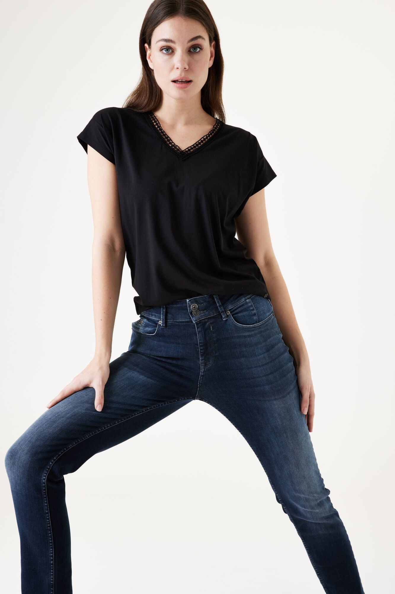 GARCIA CARO Curved Jeans - Midnight Ocean Blue - 285.8085 von Garcia Jeans