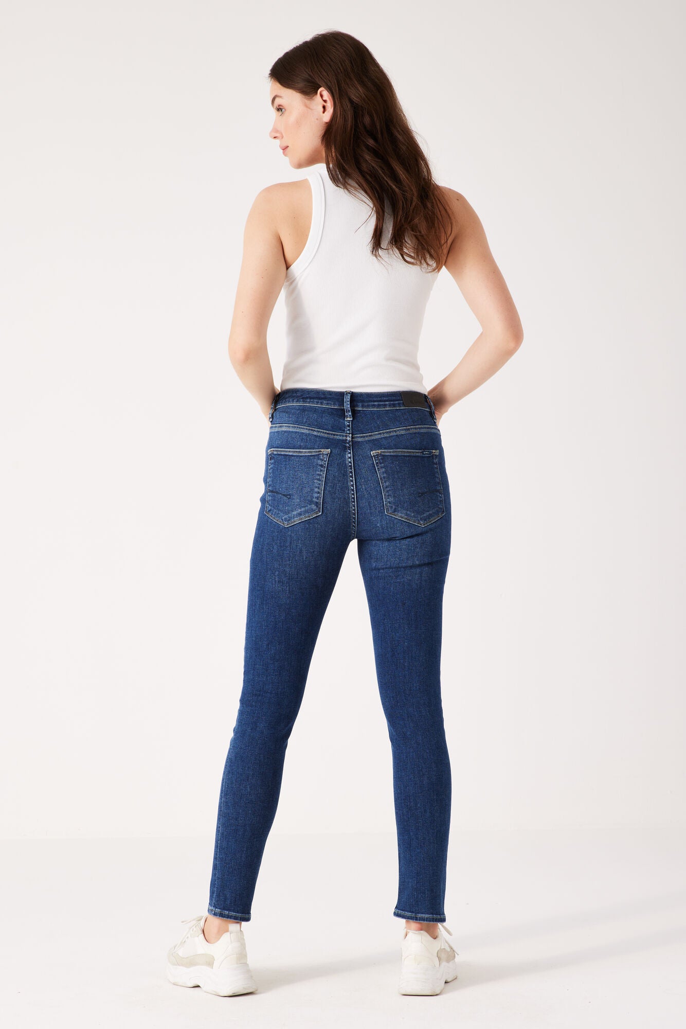 GARCIA JEANS Celia Five Pocket - Indigo Denim Tide - 244.8249 von Garcia Jeans