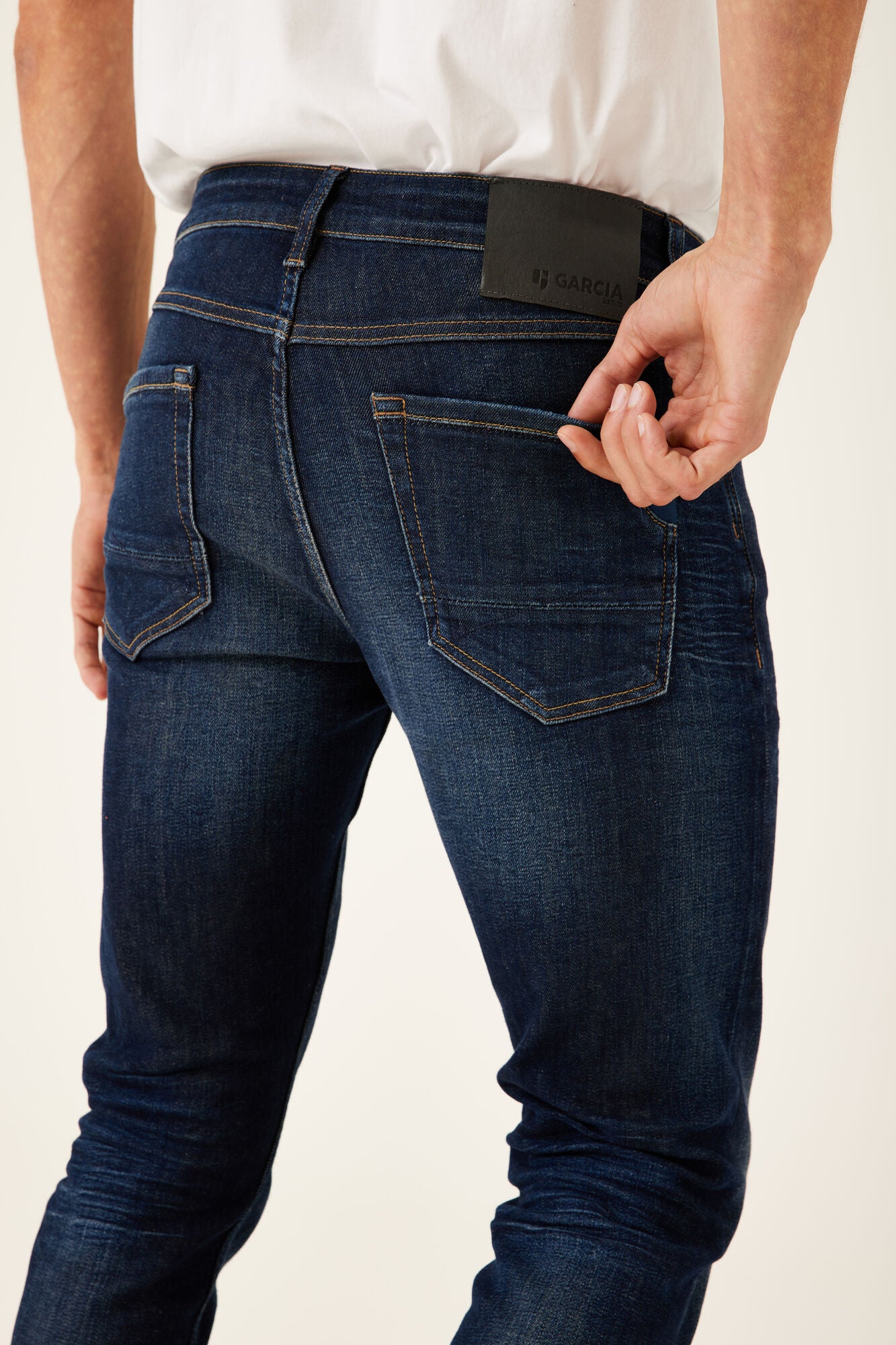 GARCIA JEANS Fermo Five-Pocket Hose - Midnight Indigo Rinse - 650.8800 von Garcia Jeans
