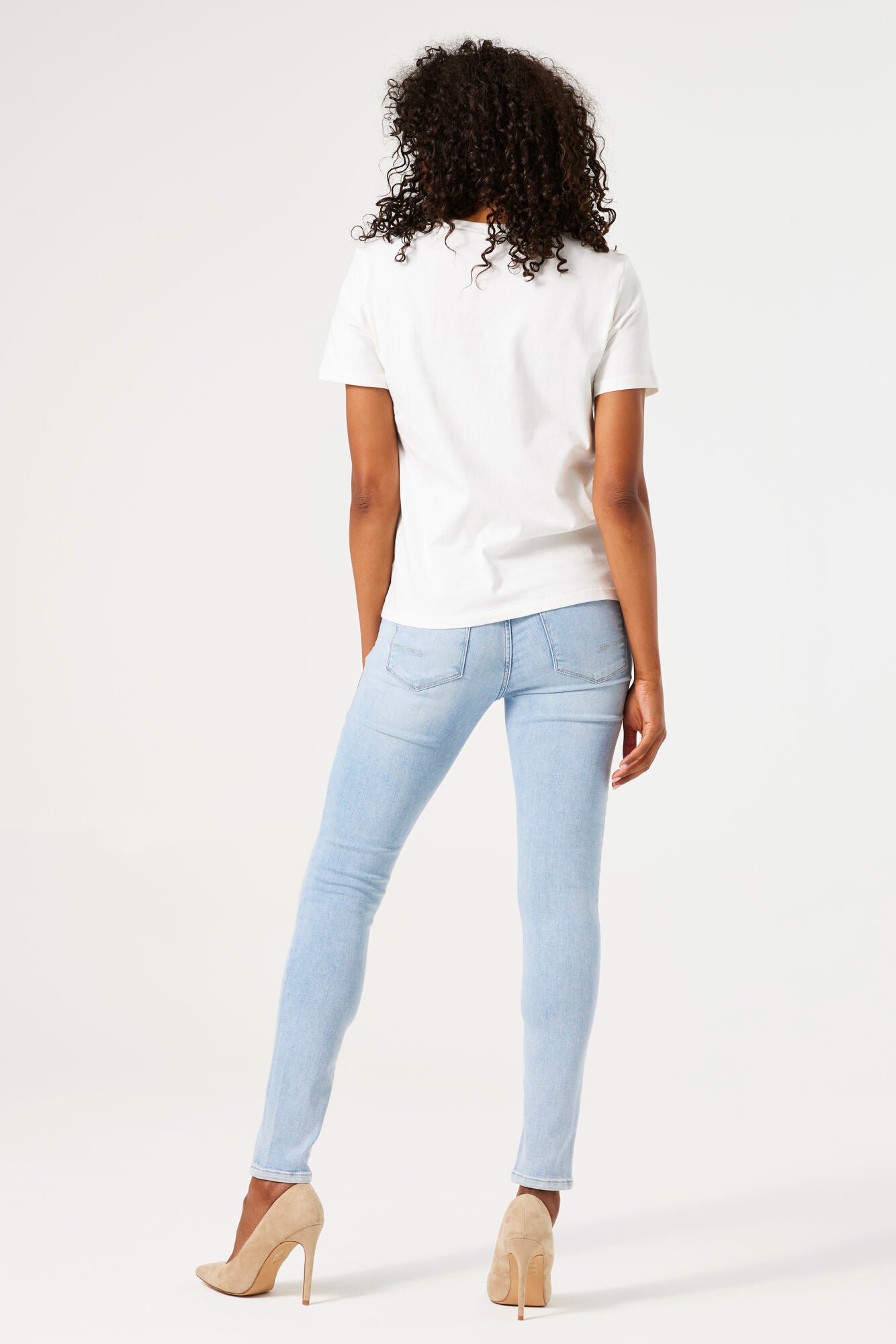 GARCIA CELIA Five Pocket - Faded Sky Mist - 244.9012 von Garcia Jeans