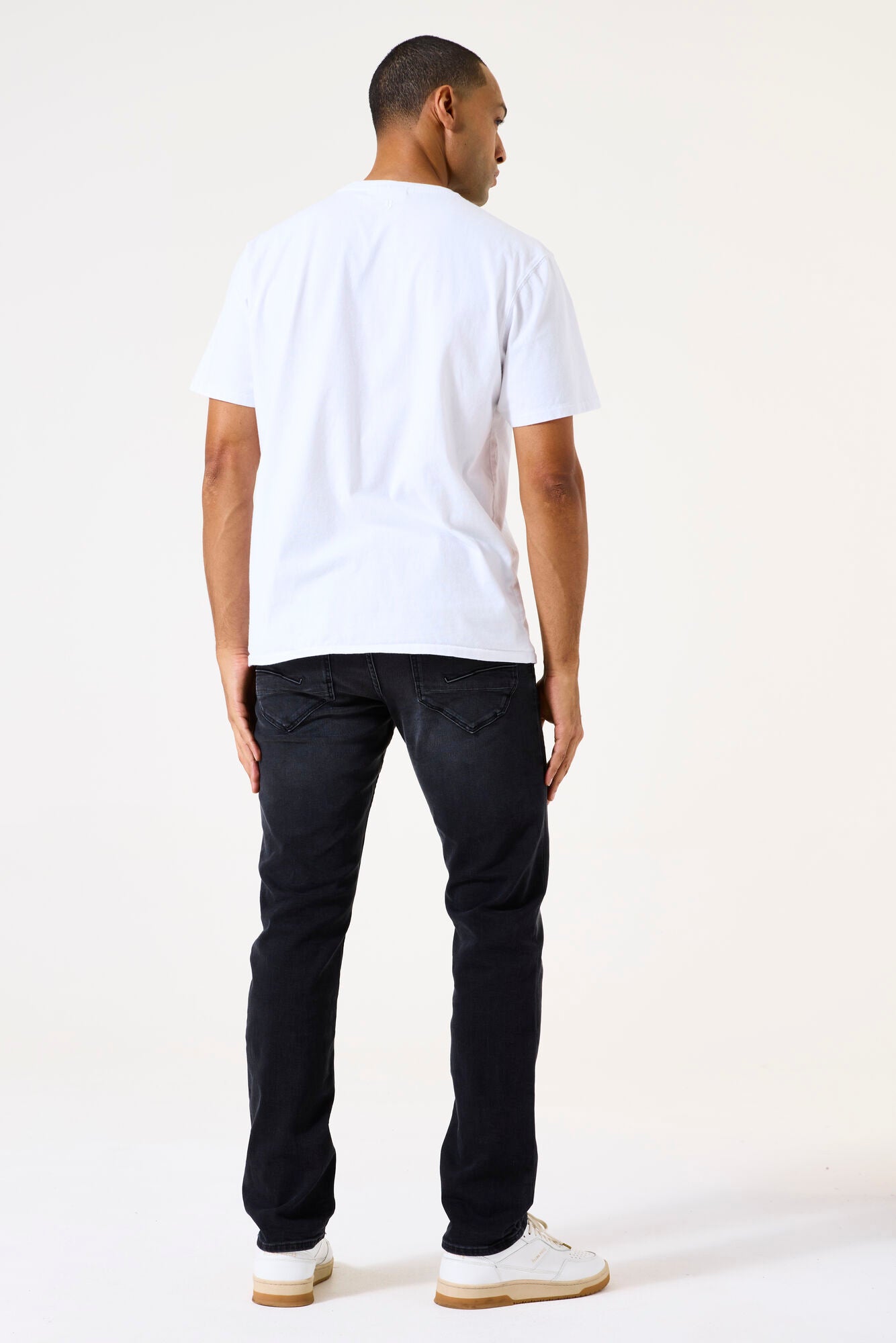 GARCIA JEANS Rocko Straight - Midnight Shadow Black - 691.9860 von Garcia Jeans