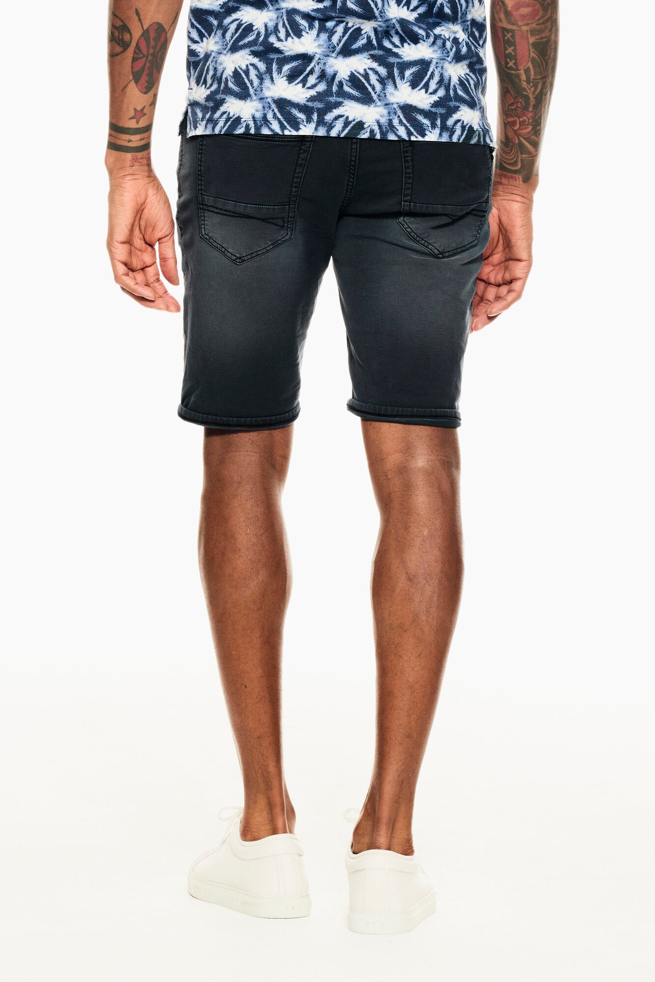 GARCIA SAVIO Short - Night Washed Ink - GS110358.60 von Garcia Jeans