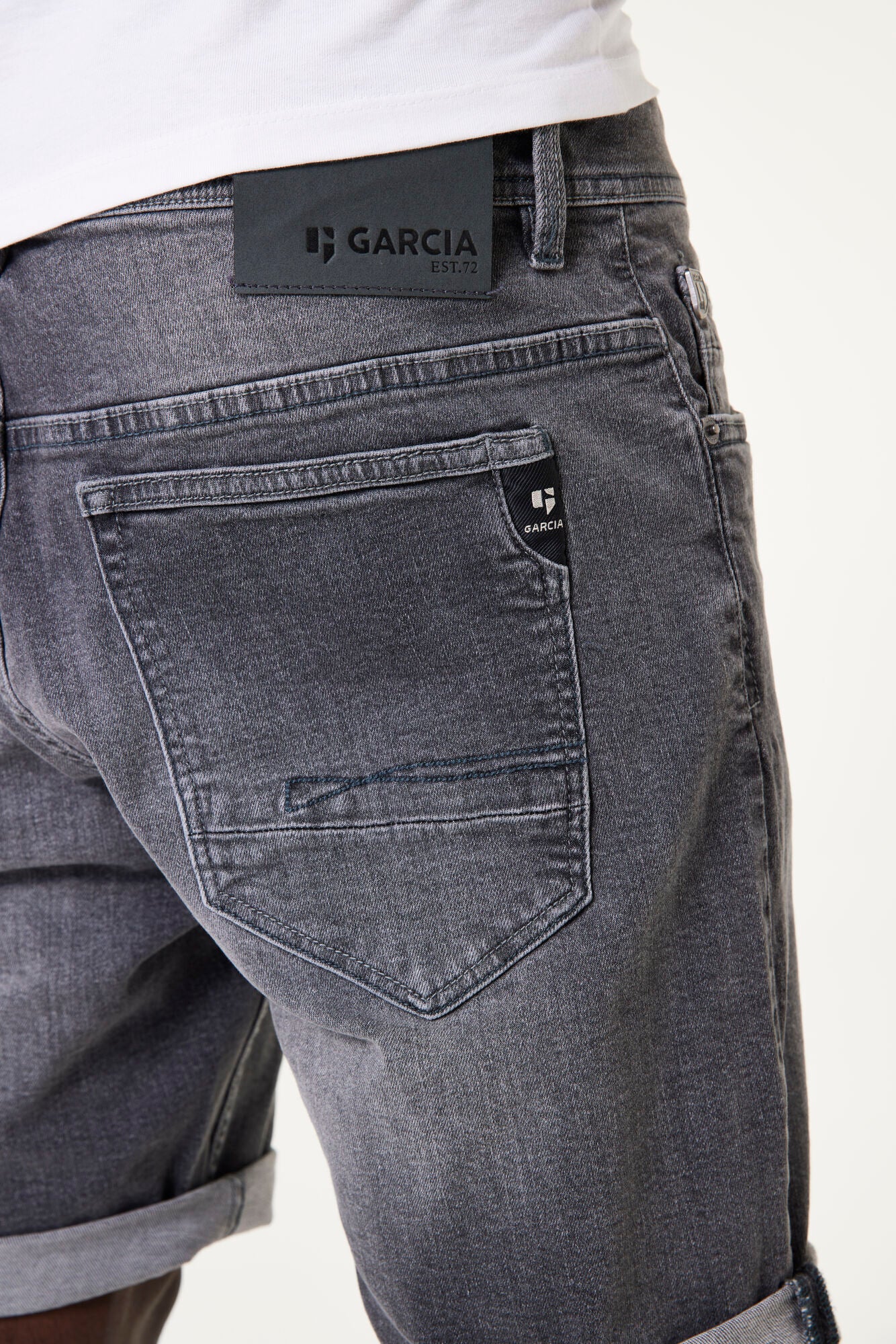 GARCIA JEANS Russo Short - Ashen Stone Grey - 615.3959