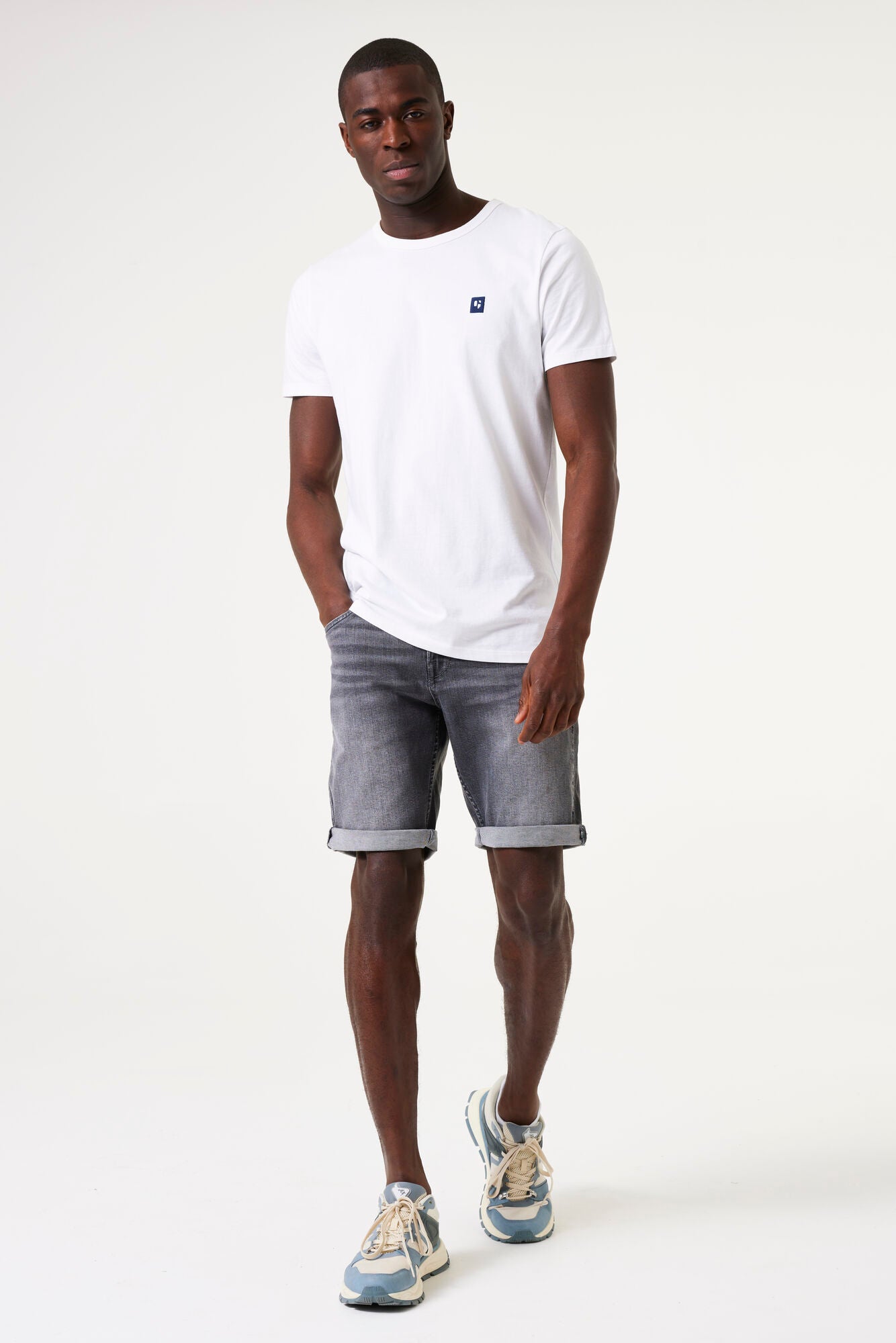 GARCIA JEANS Russo Short - Ashen Stone Grey - 615.3959 von Garcia Jeans