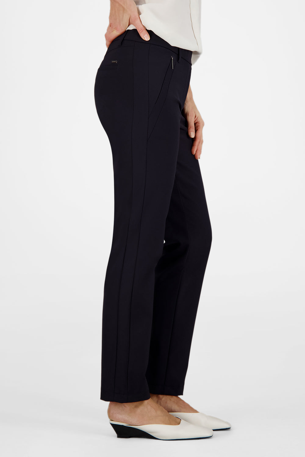 ATELIER GARDEUR ZENE 57 marine 602471.1068 von Atelier Gardeur
