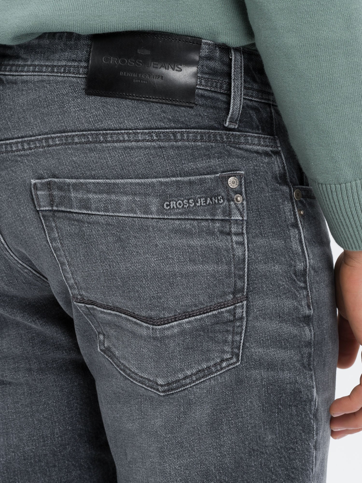 CROSS JEANS ANTONIO Five Pocket - Stonewash Shadow Grey - E161-299 von Cross Jeans