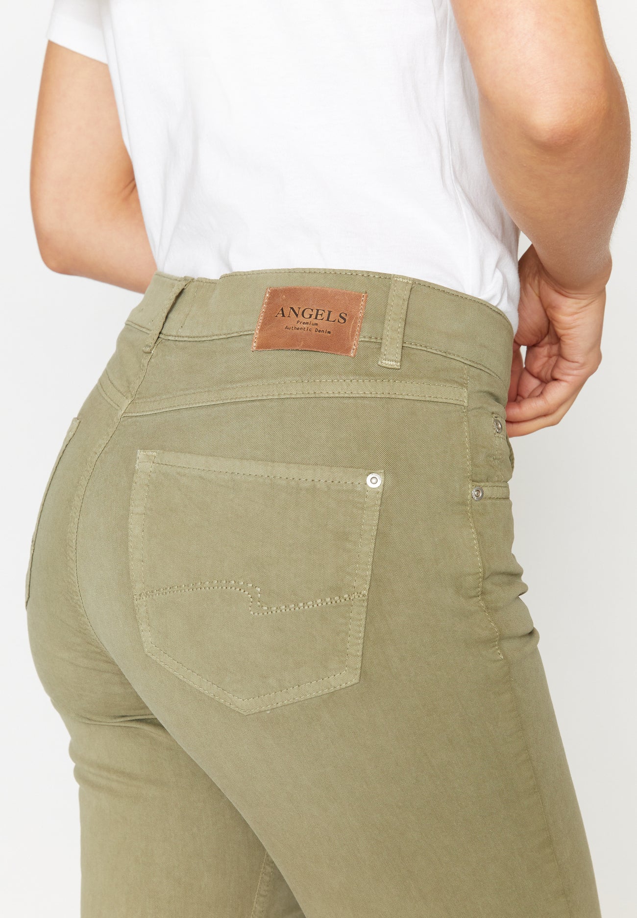 ANGELS JEANS Cici Straight-Leg Jeans - Soft Sage Green - 332 3400.53558 von Angels Jeans