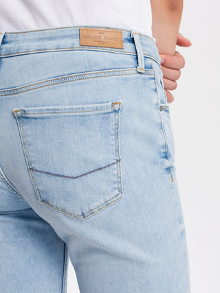 CROSS JEANS AMBER Capri Jeans - Sea Mist Ice - A548-017