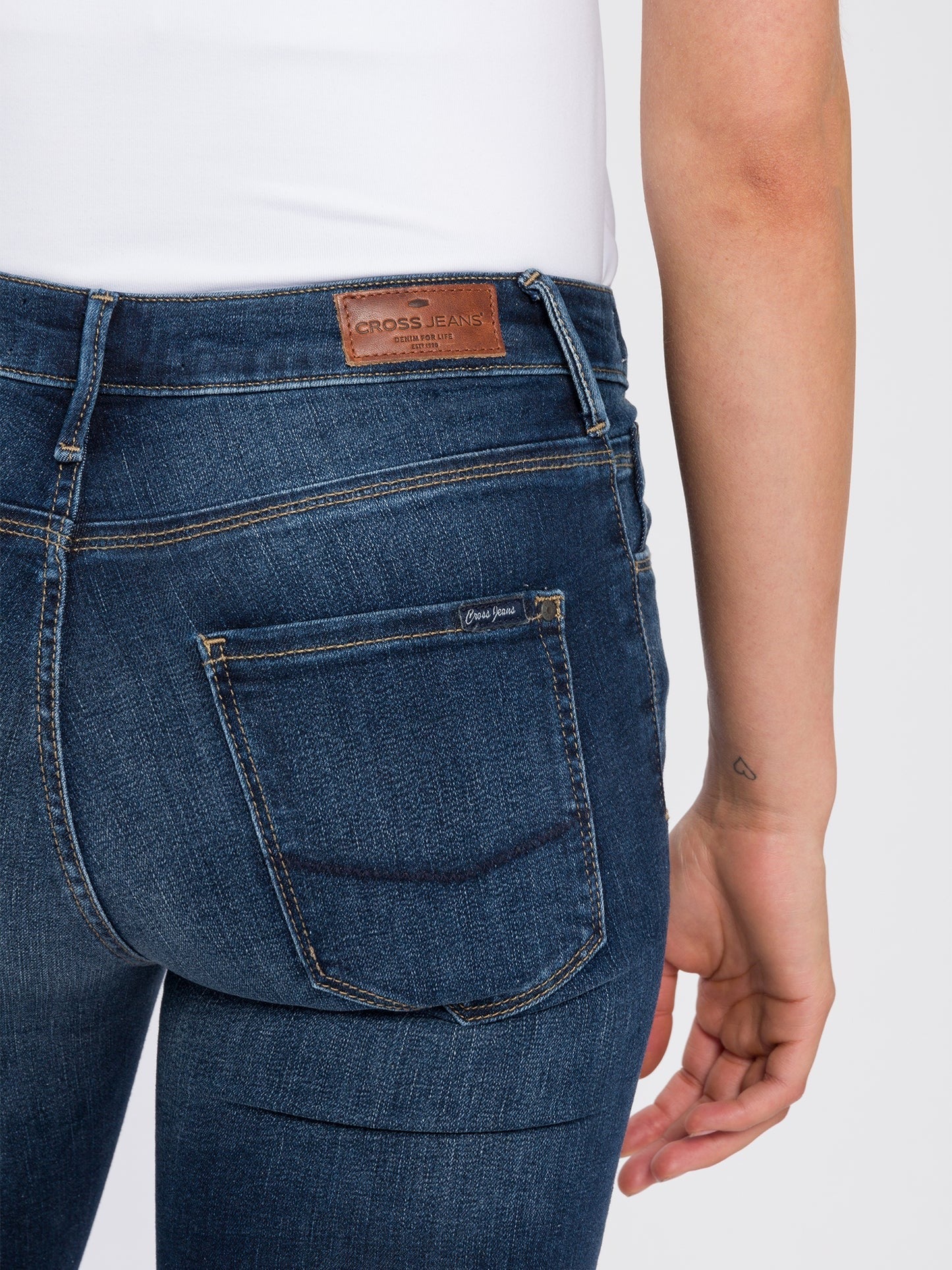 CROSS JEANS GISELLE deep blue used P477-114 von Cross Jeans