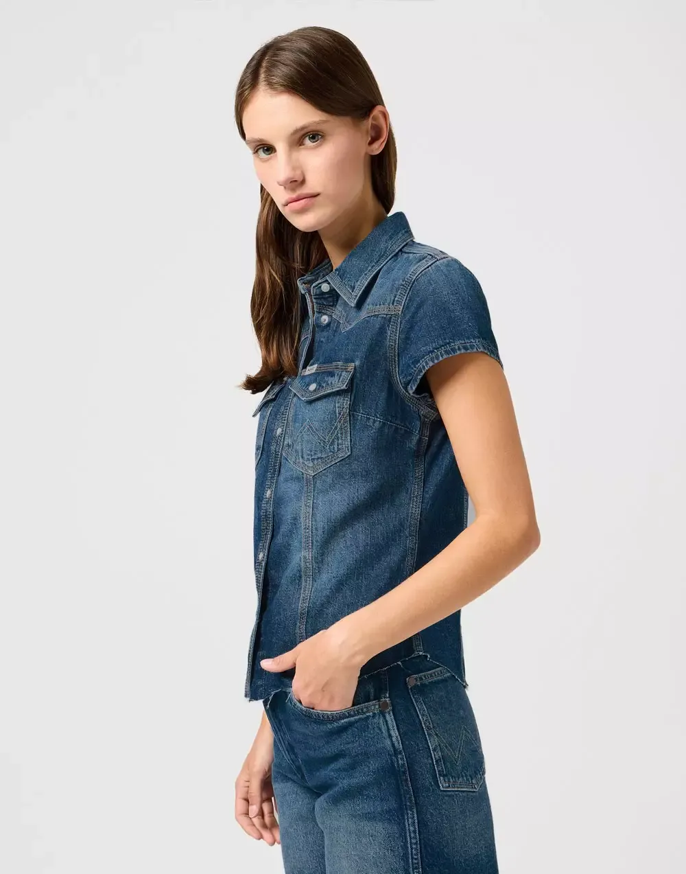 WRANGLER SHRUNKEN Jeansshirt Kurzarm Bluse - Midnight Ripple Indigo - 112362604 von Wrangler