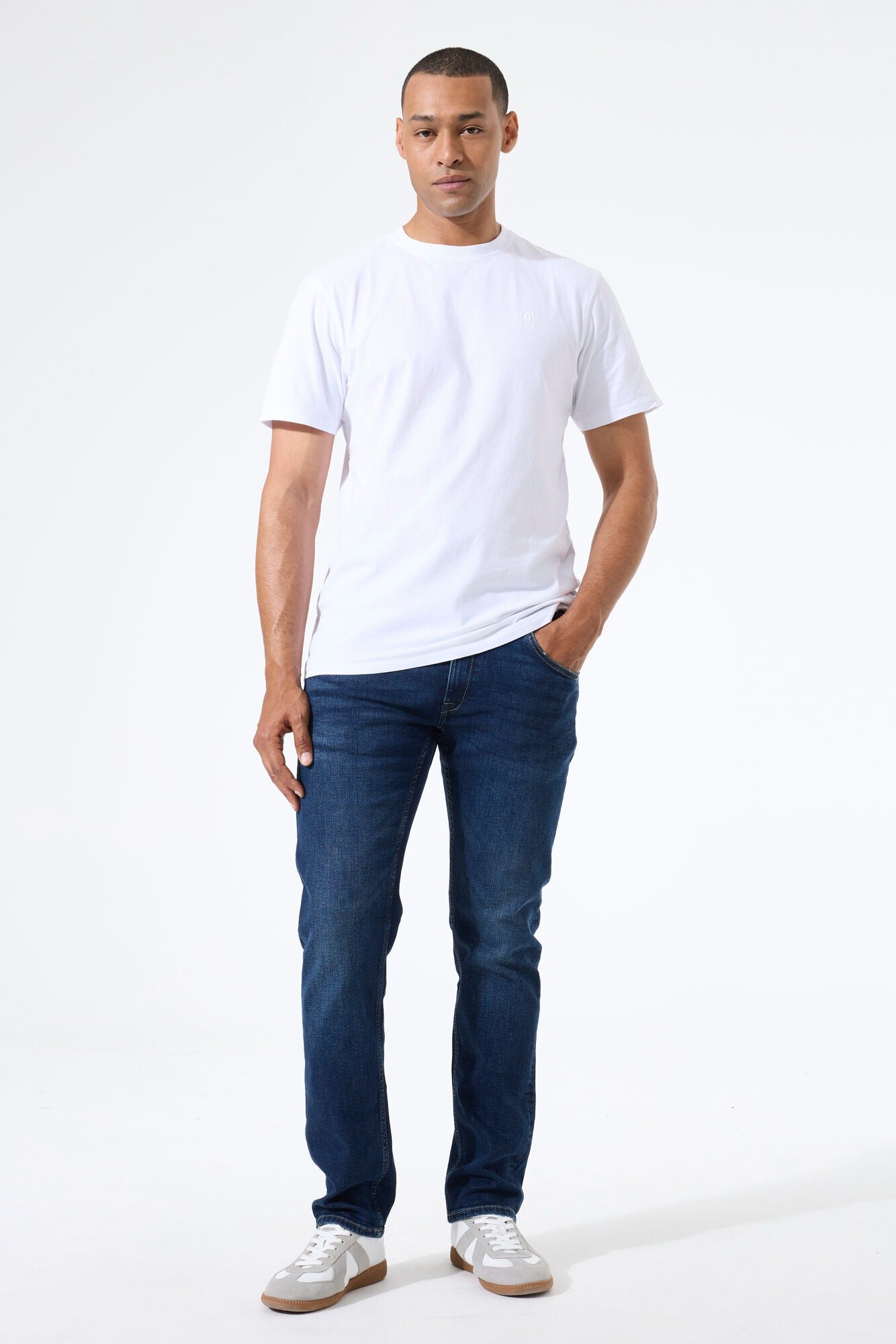 GARCIA RUSSO Straight Jeans - Indigo Canyon Blue - 610.3975 von Garcia Jeans