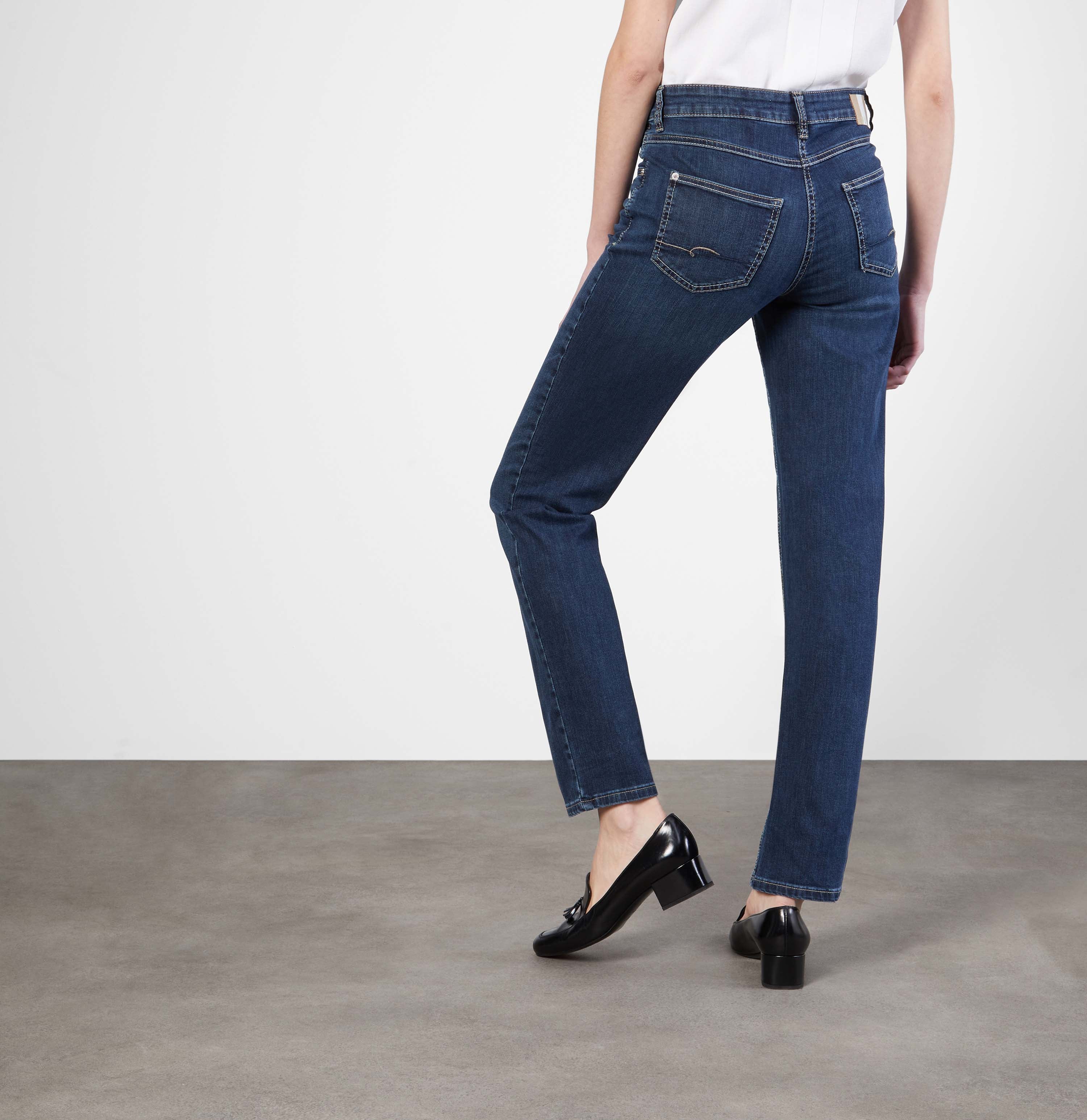 MAC MELANIE new basic wash Straight Jeans - Indigo Horizon Blue - 5040-87-0380L-D845 von MAC