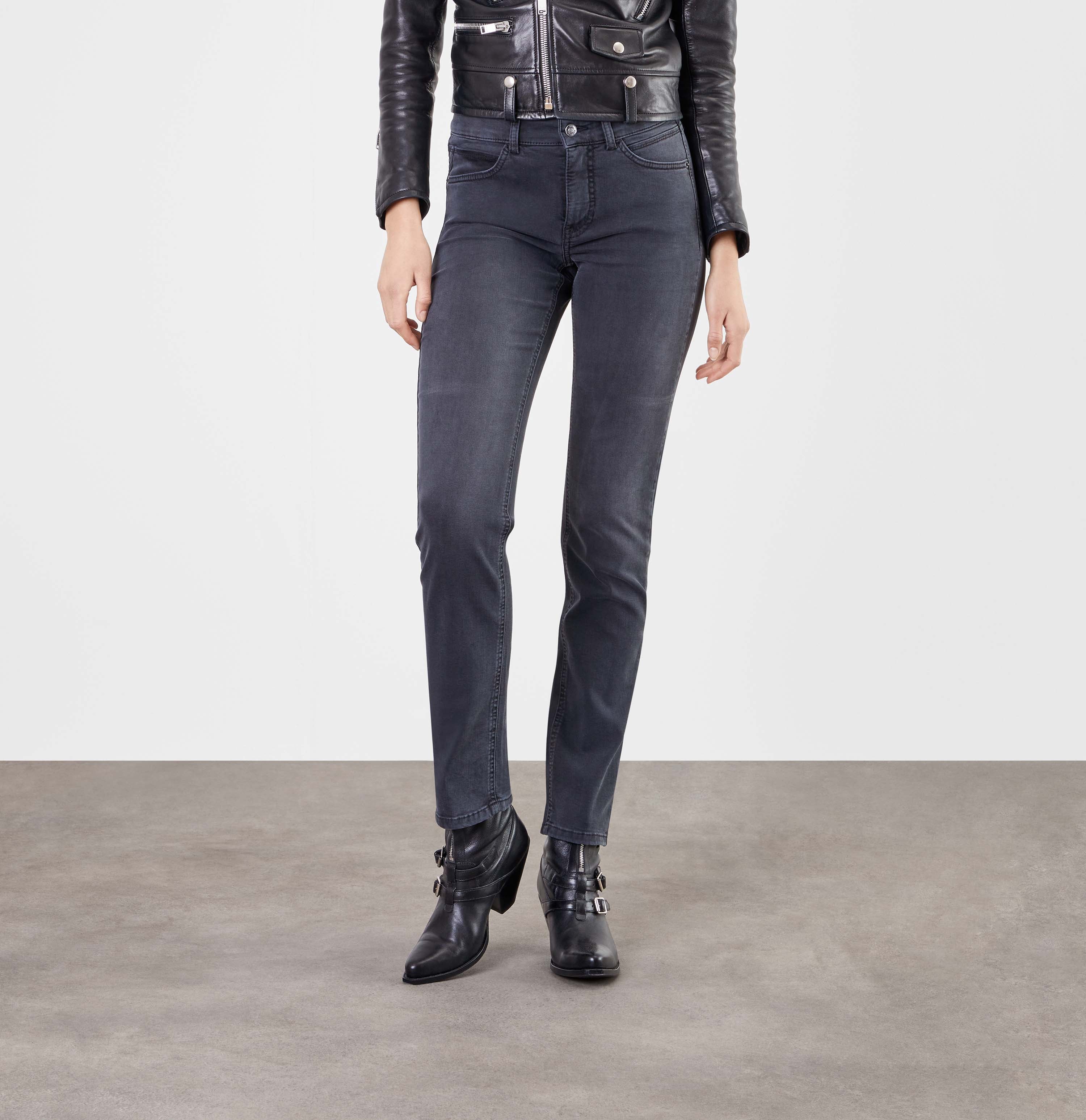 MAC ANGELA Jeans - Midnight Ink Black Wash - 5240-97-0380L-D951 von MAC