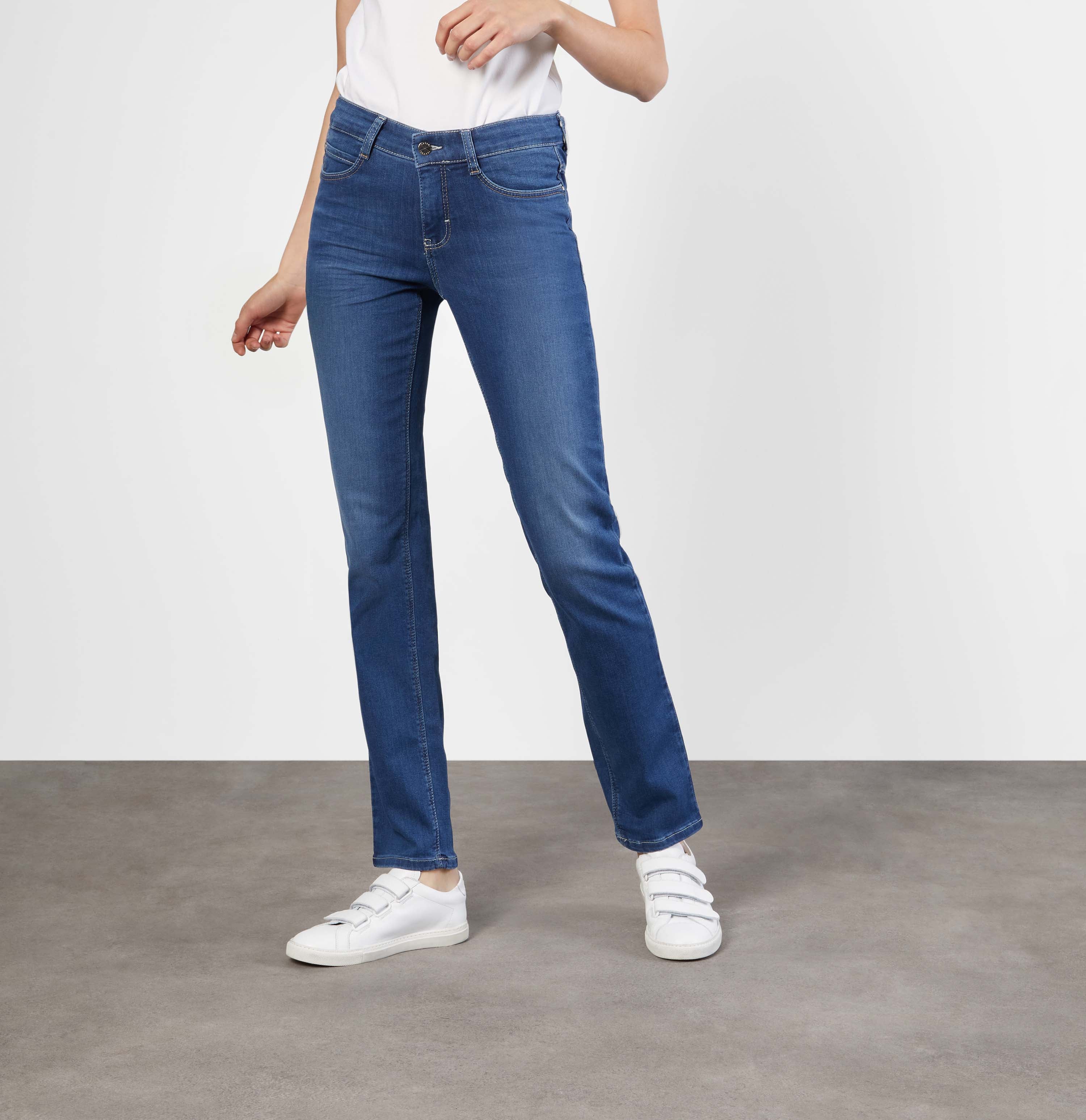 MAC DREAM Straight Hose - Denim Sky Blue - 5401-90-0355L-D569 von MAC