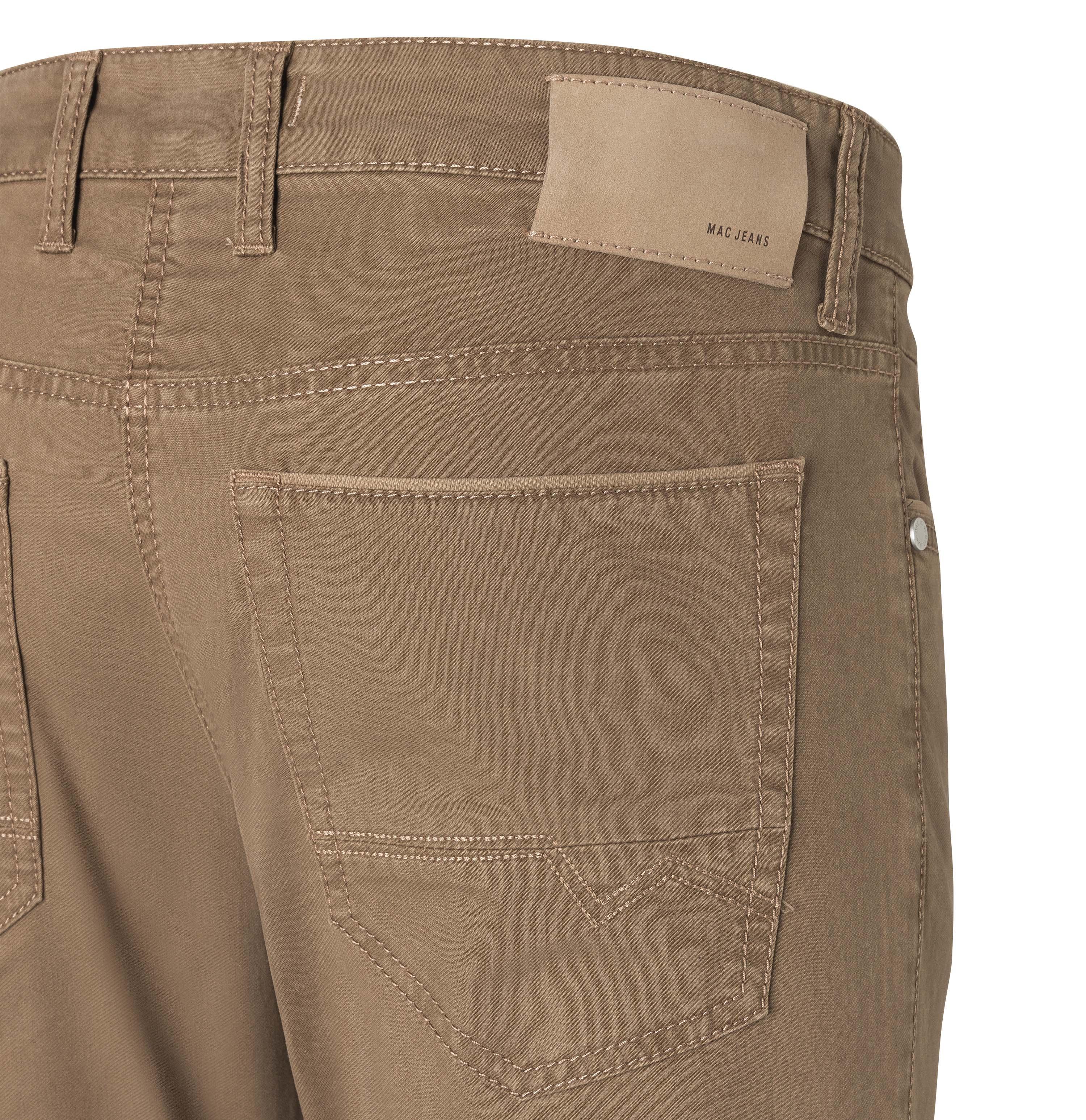 MAC Arne Pipe Five Pocket - Pebble Sandstone - 0517-01-0675L-221 von MAC