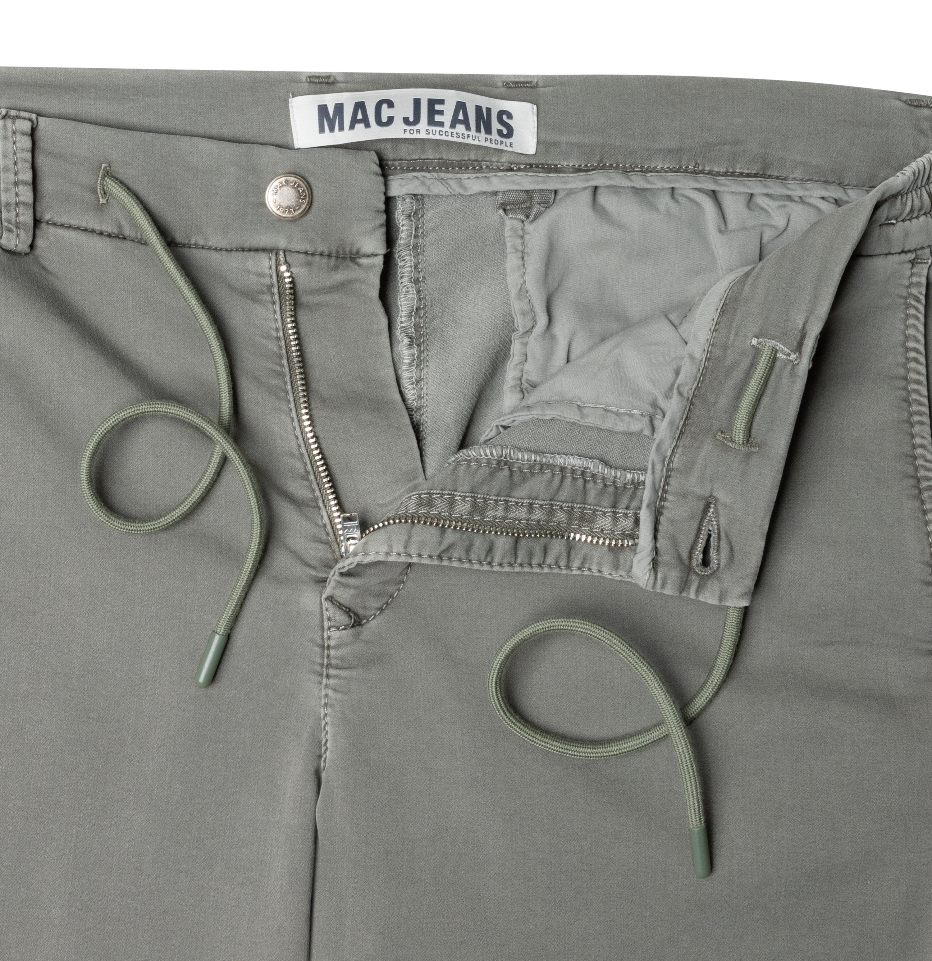 MAC Jog'n Jeans Shorts - Mossy Pine Green - 6691-PP-0993L-656W