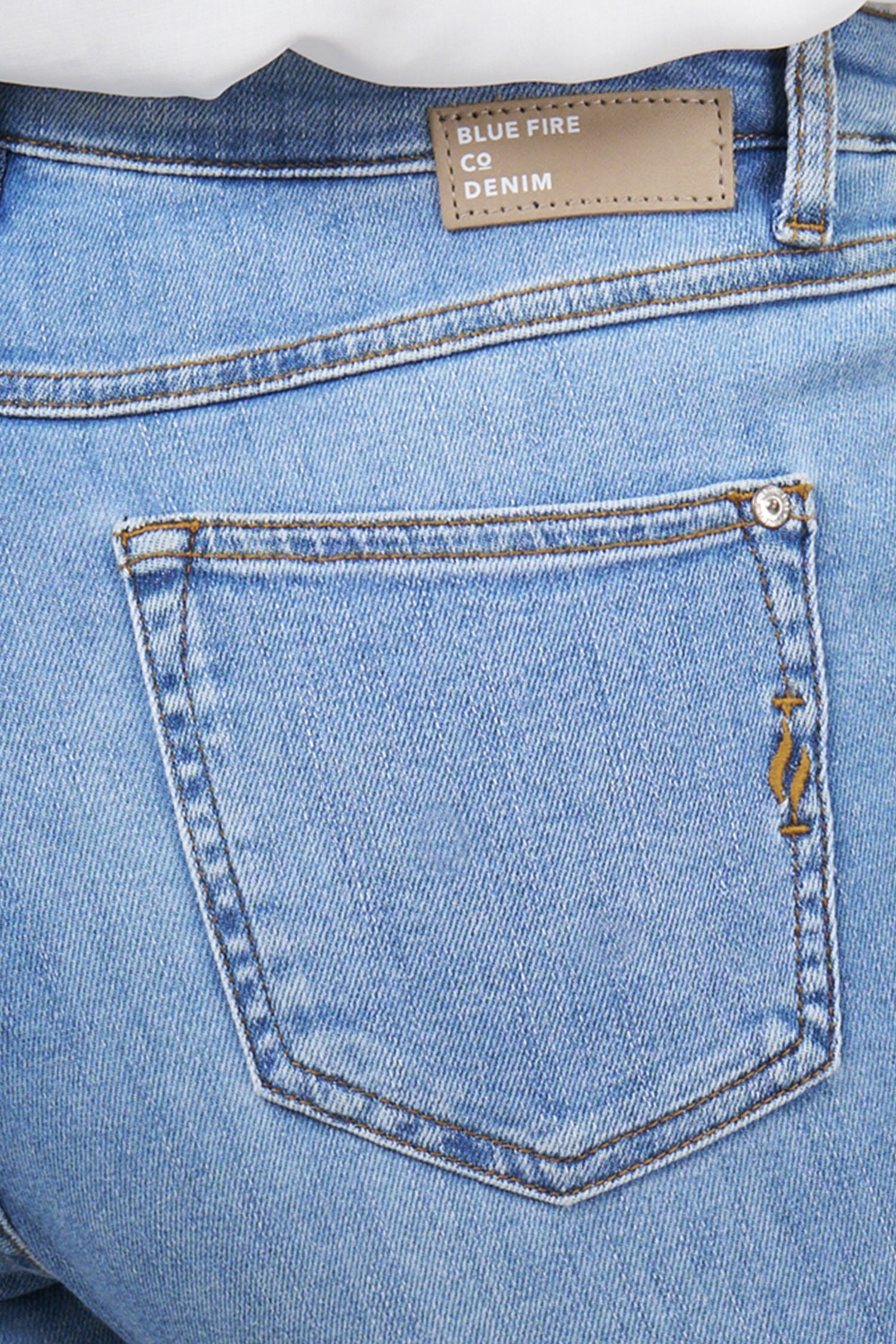 BLUE FIRE LARA pacifique 1136.260 von Blue Fire