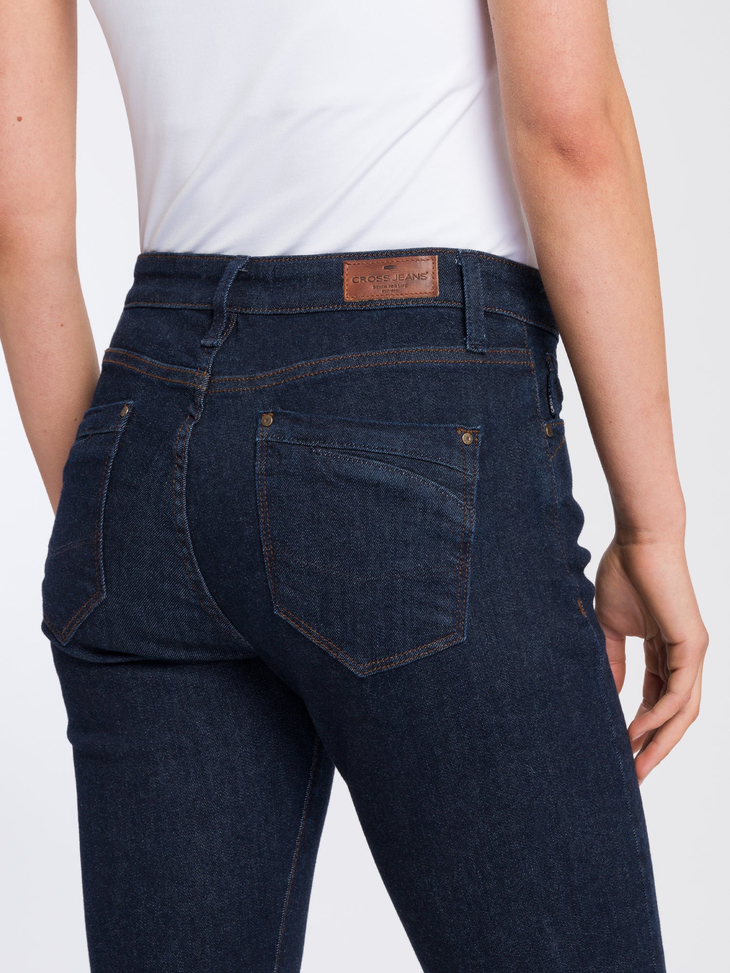 CROSS JEANS LAUREN Bootcut - Midnight Indigo - H485-022 von Cross Jeans