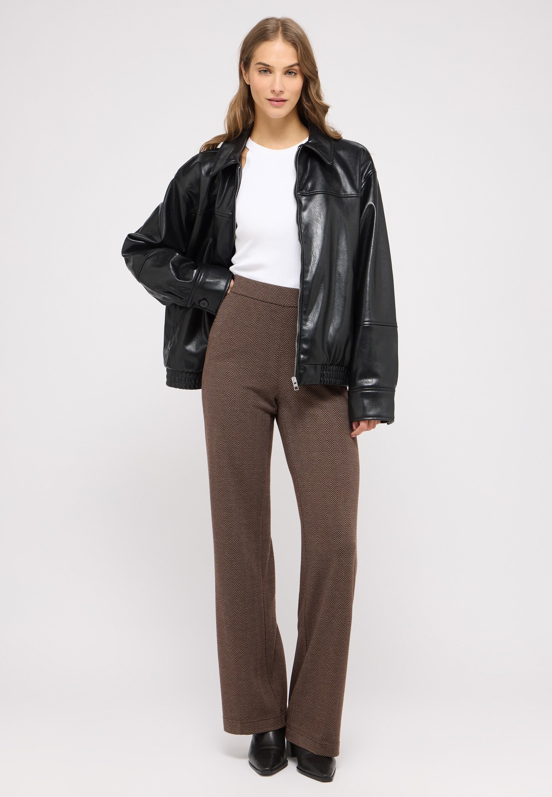 ANGELS Liz Easy Schlupfhose - Toasted Hazelnut - 618 2517.4519 von Angels Jeans