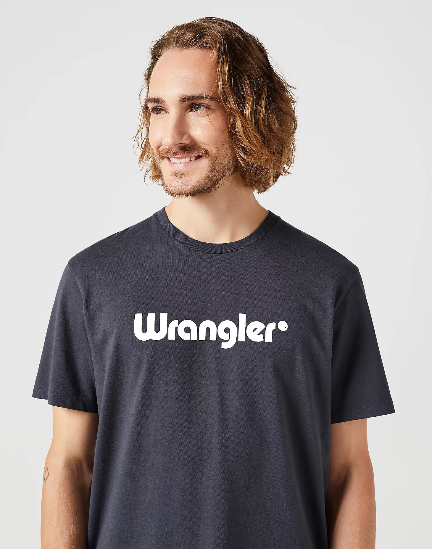 WRANGLER Logo Tee - Midnight Slate - 112350526 von Wrangler