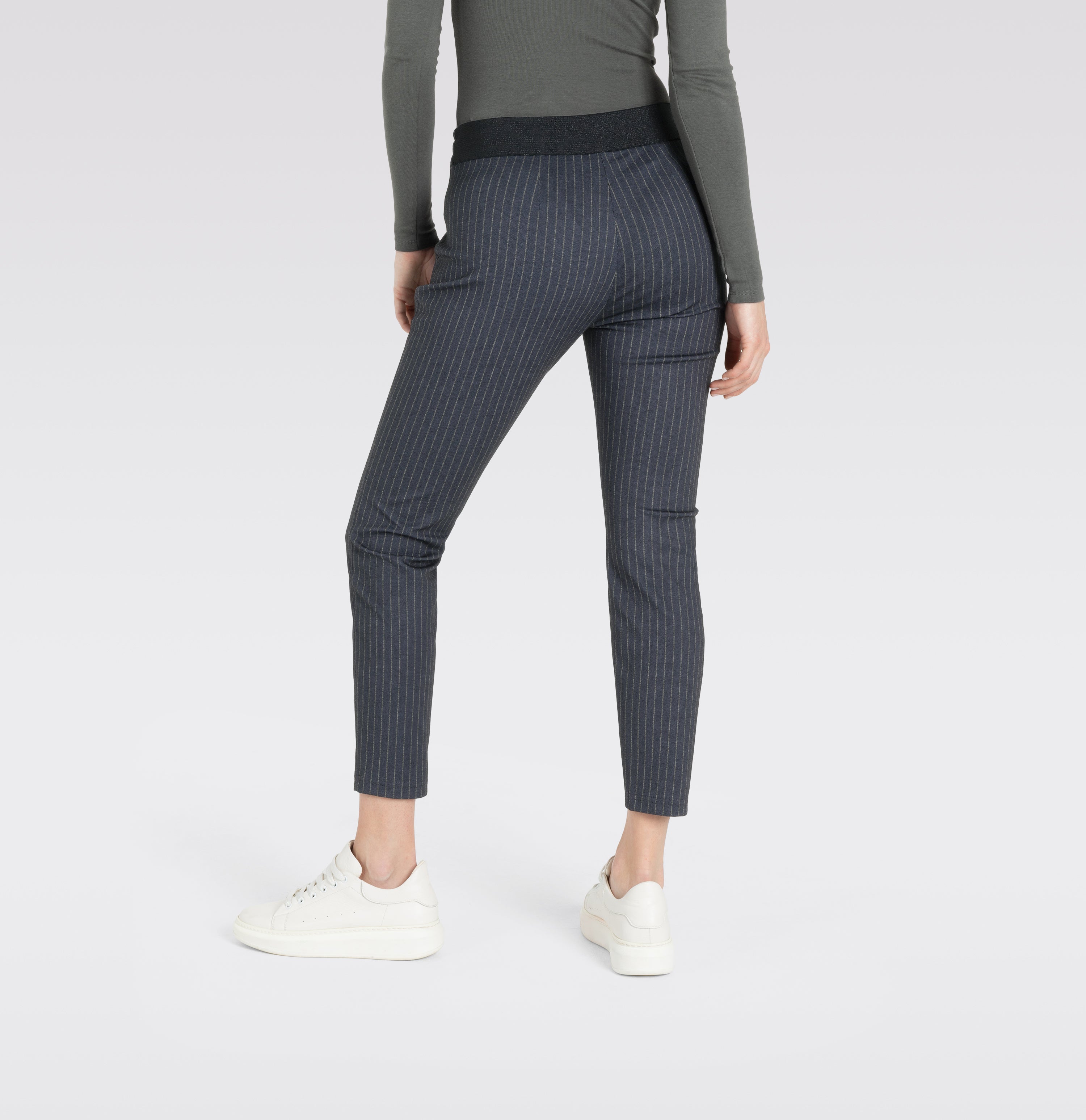 MAC Easy Jogpants - Midnight Teal Stripes - 2710-00-0107L-195S von MAC