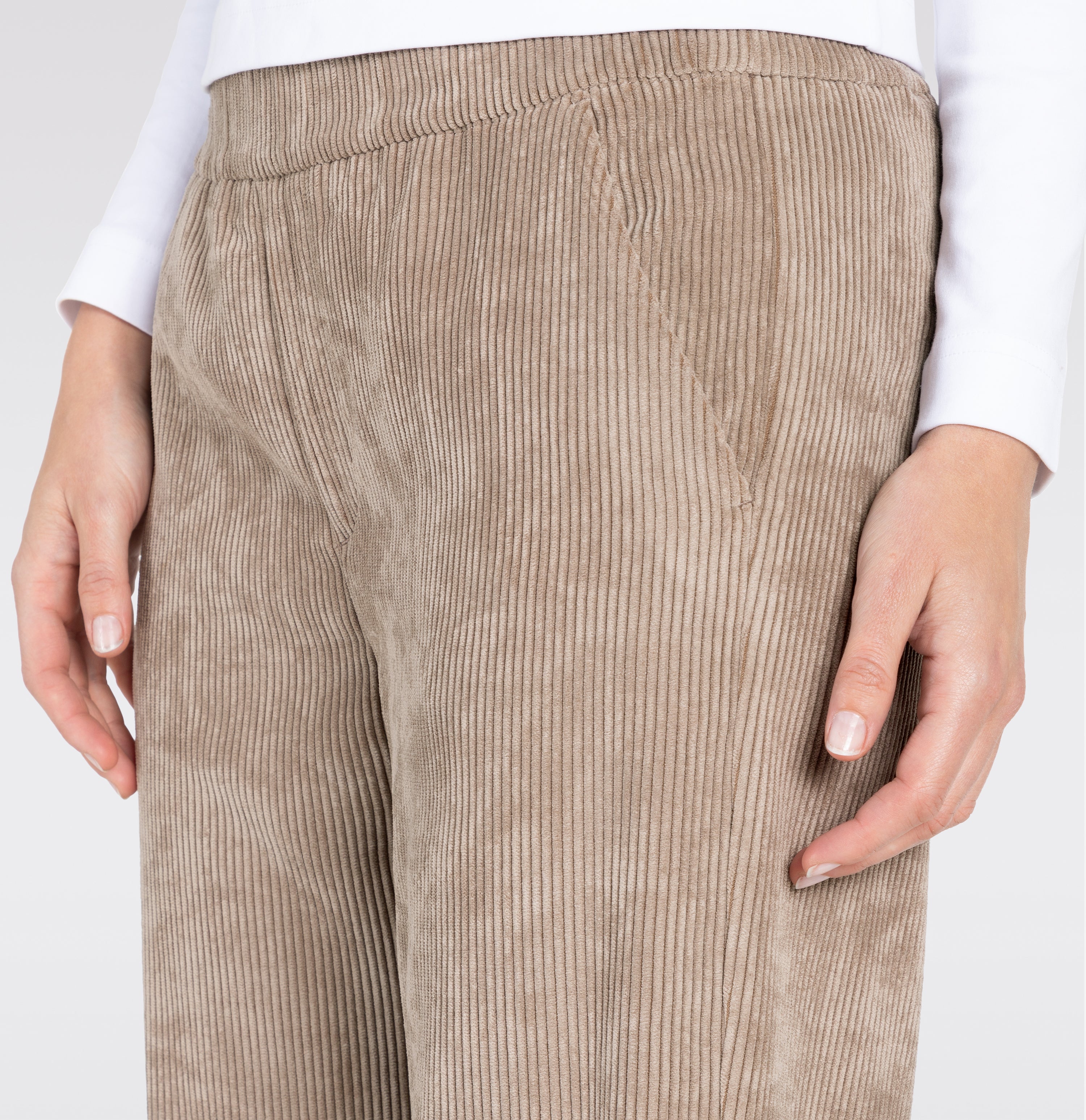 MAC CHIARA Hose - Sandstone Whisper - 3045-00-0410-242 von MAC