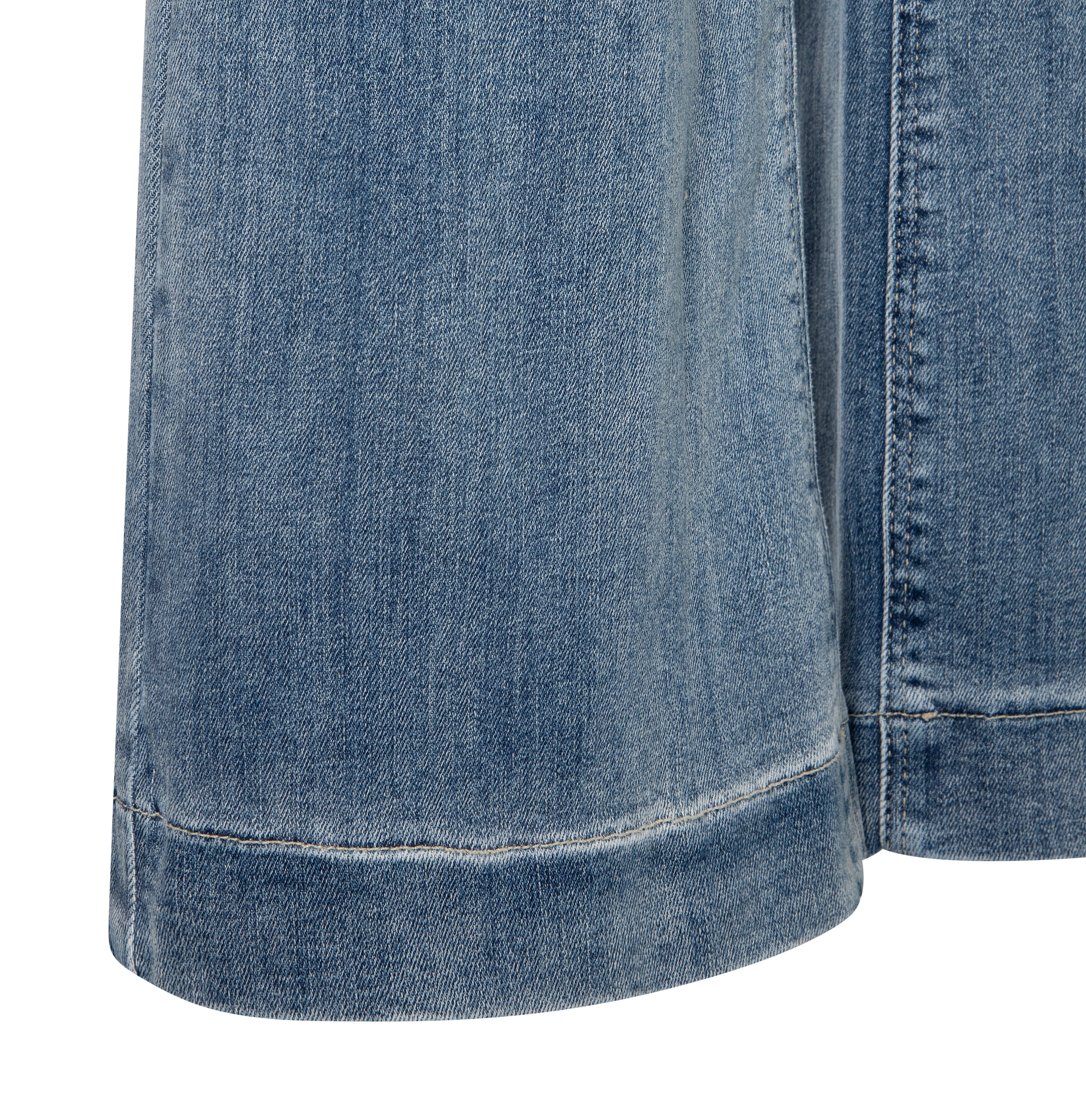 MAC DREAM WIDE Jeans - Sky Mist Indigo - 5439-90-0358L-D403 von MAC