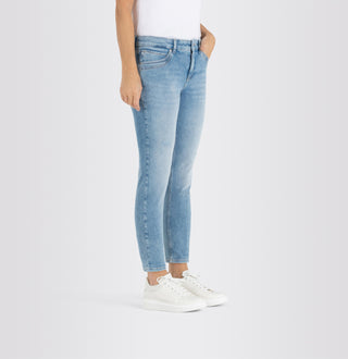 MAC MEL Five Pocket Jeans - Sunwashed Sky Blue - 2620-90-0389L-D285