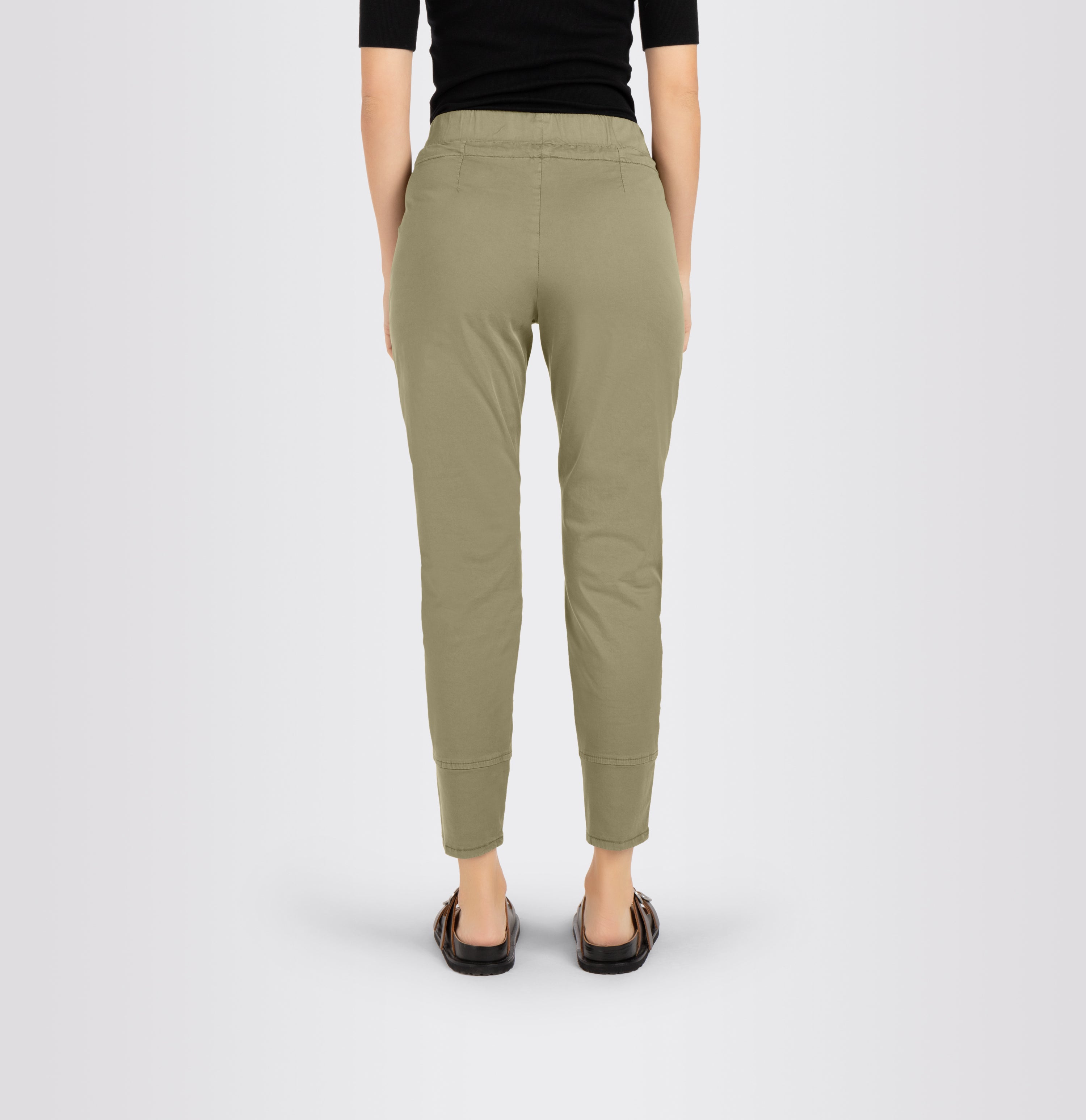 MAC Easy Jogpants - Moss Adventure Green - 3007-00-0434L-358R von MAC