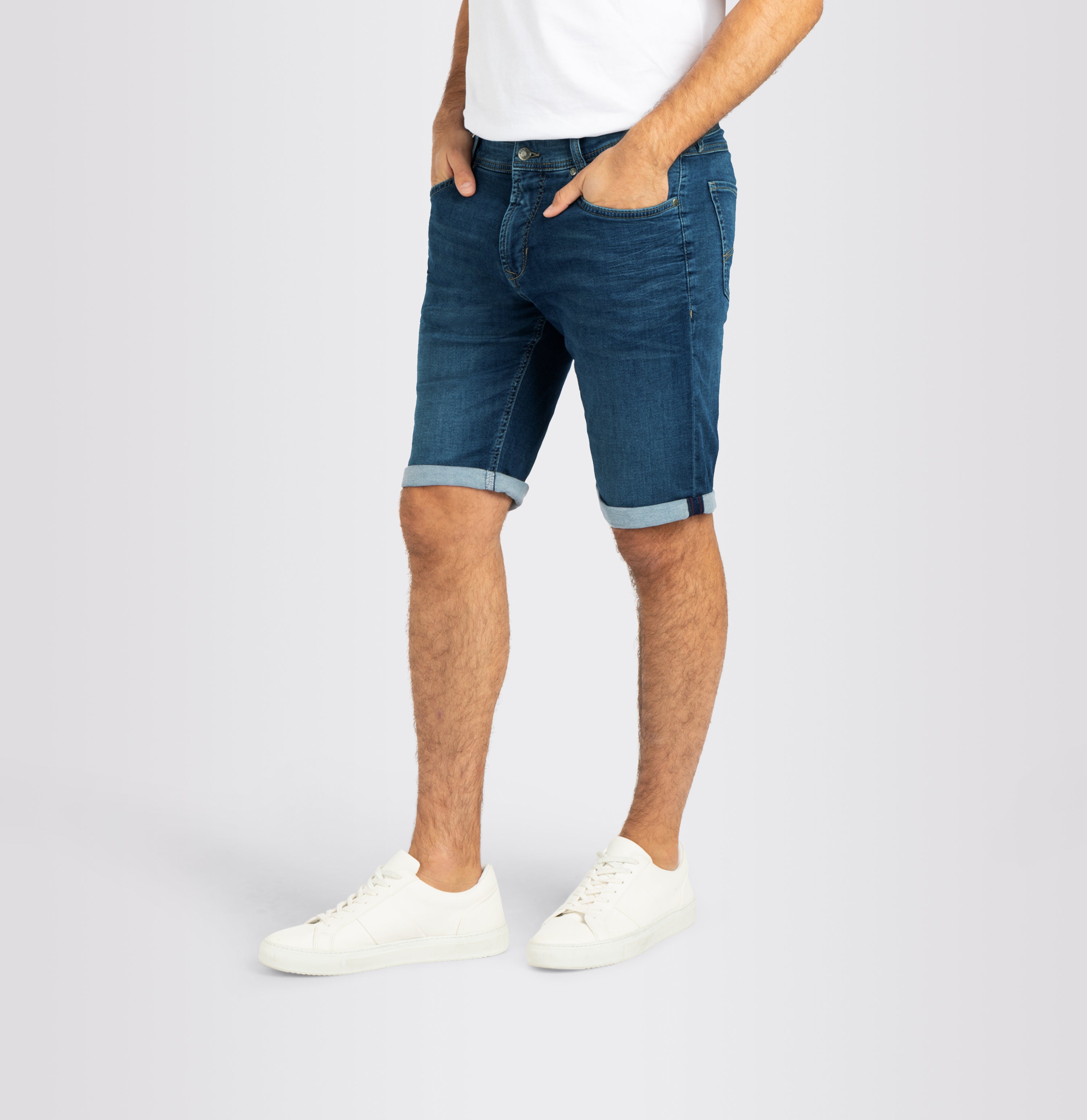 MAC Jog'N Short Bermuda - Deep Indigo Vintage Wash - 0562-00-0994L-H659