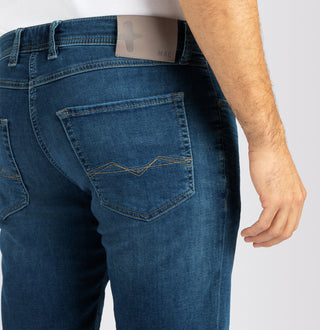 MAC Jog'N Short Bermuda - Deep Indigo Vintage Wash - 0562-00-0994L-H659