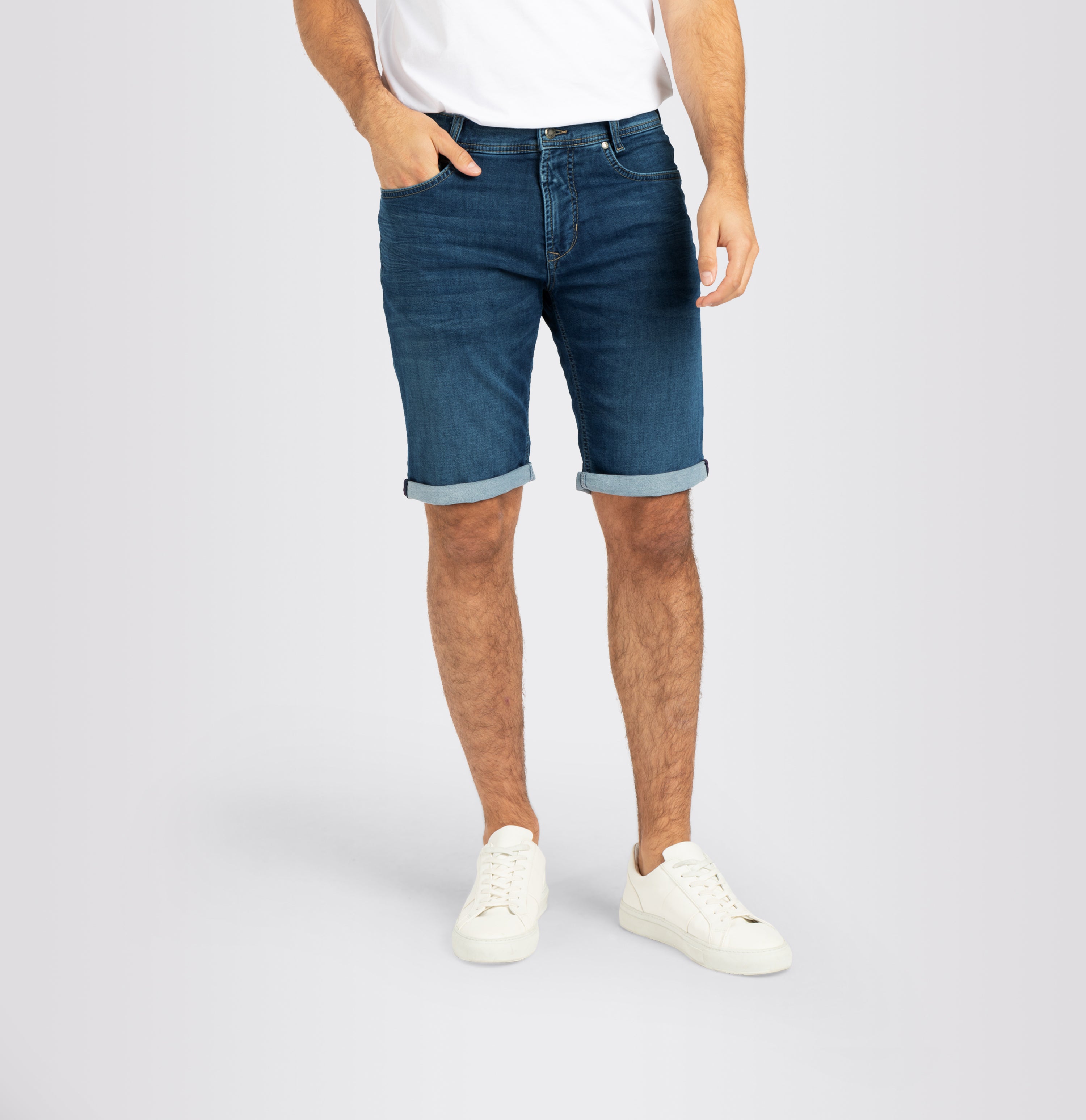 MAC Jog'N Short Bermuda - Deep Indigo Vintage Wash - 0562-00-0994L-H659